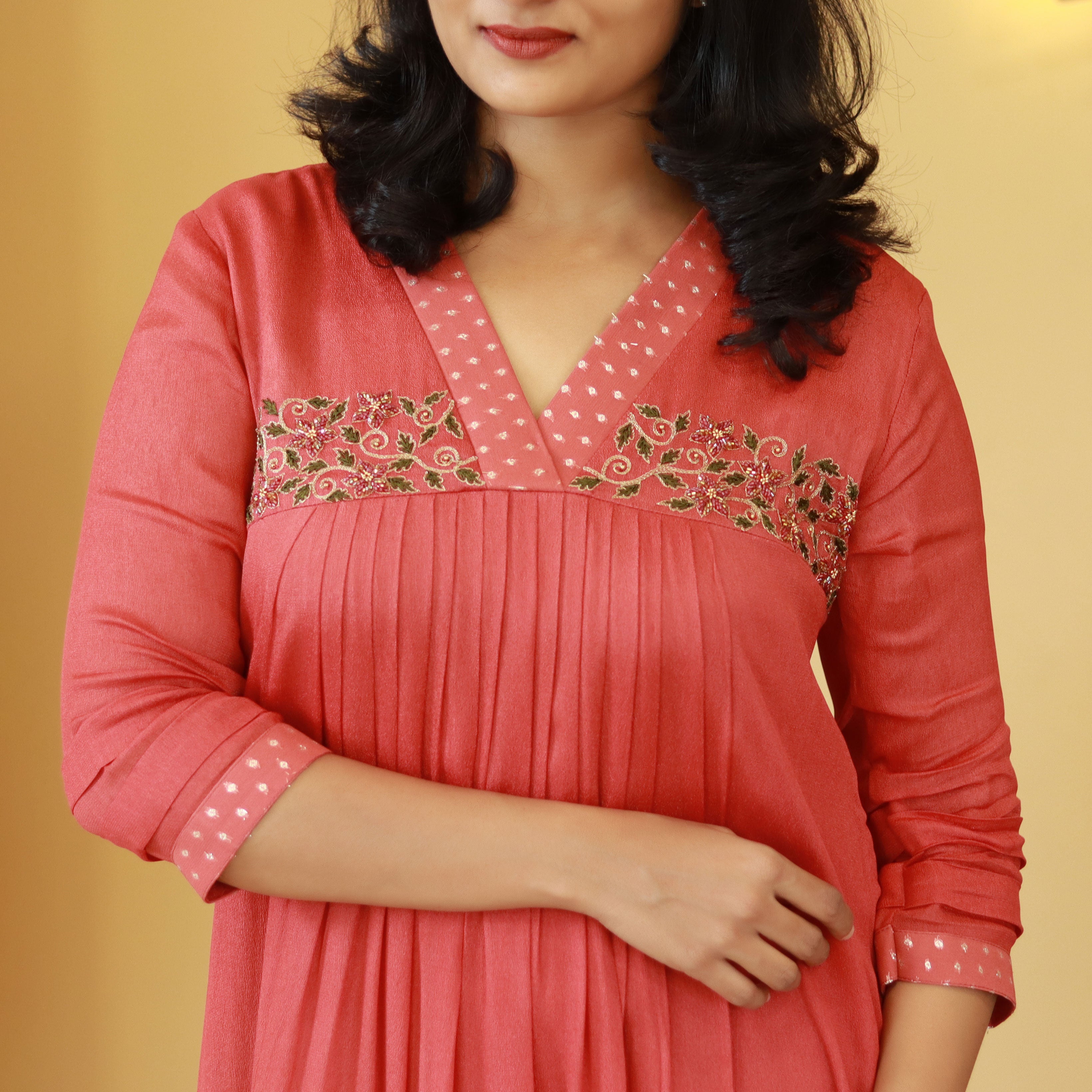 Load image into Gallery viewer, Designer Wear Kurti -4102( Pre order)