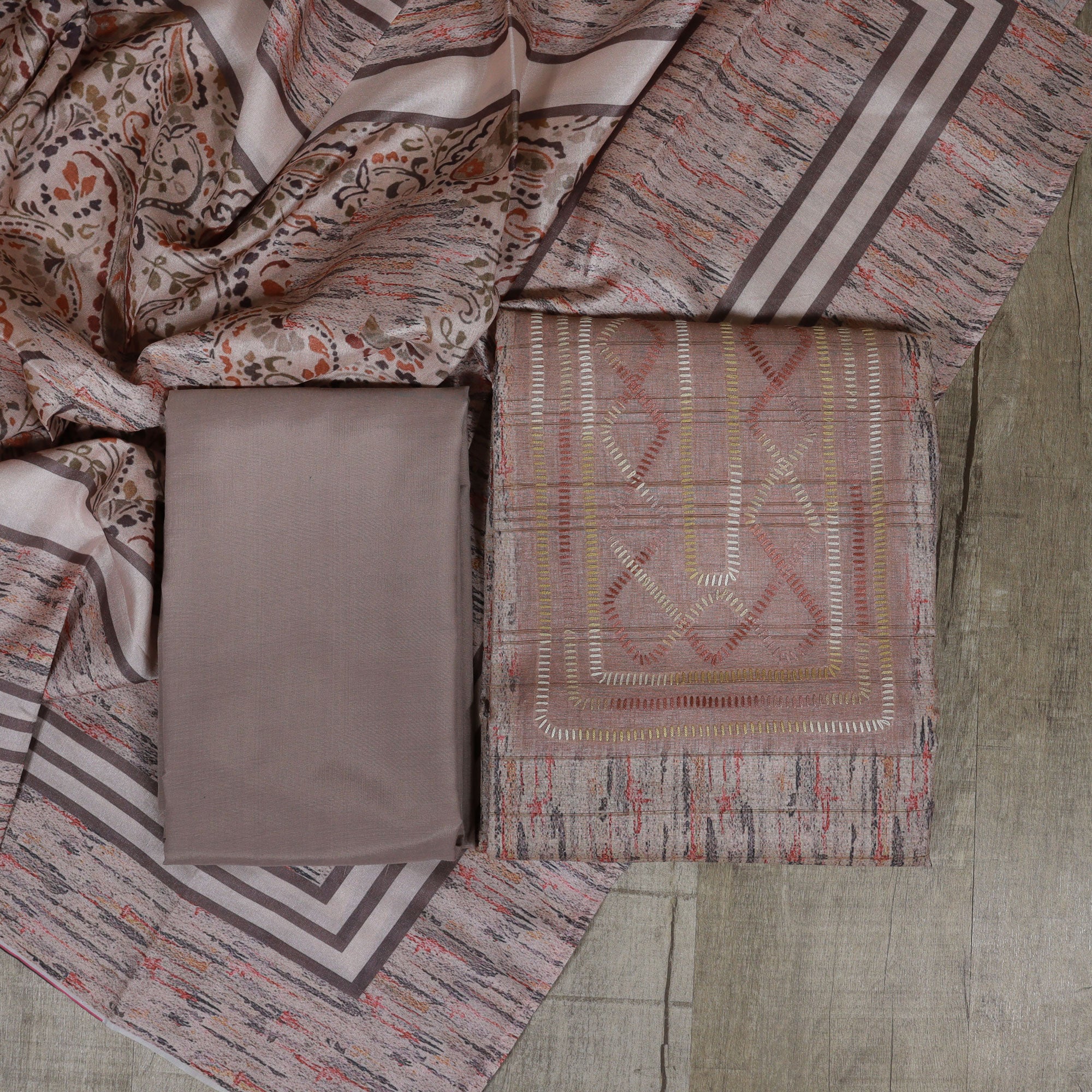 Load image into Gallery viewer, Semi Tussar Unstitched Suit- 4047