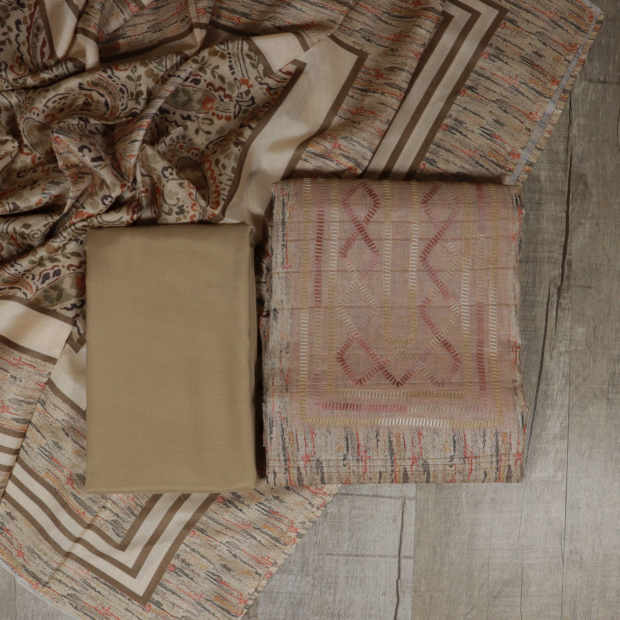 Load image into Gallery viewer, Semi Tussar Unstitched Suit- 4047