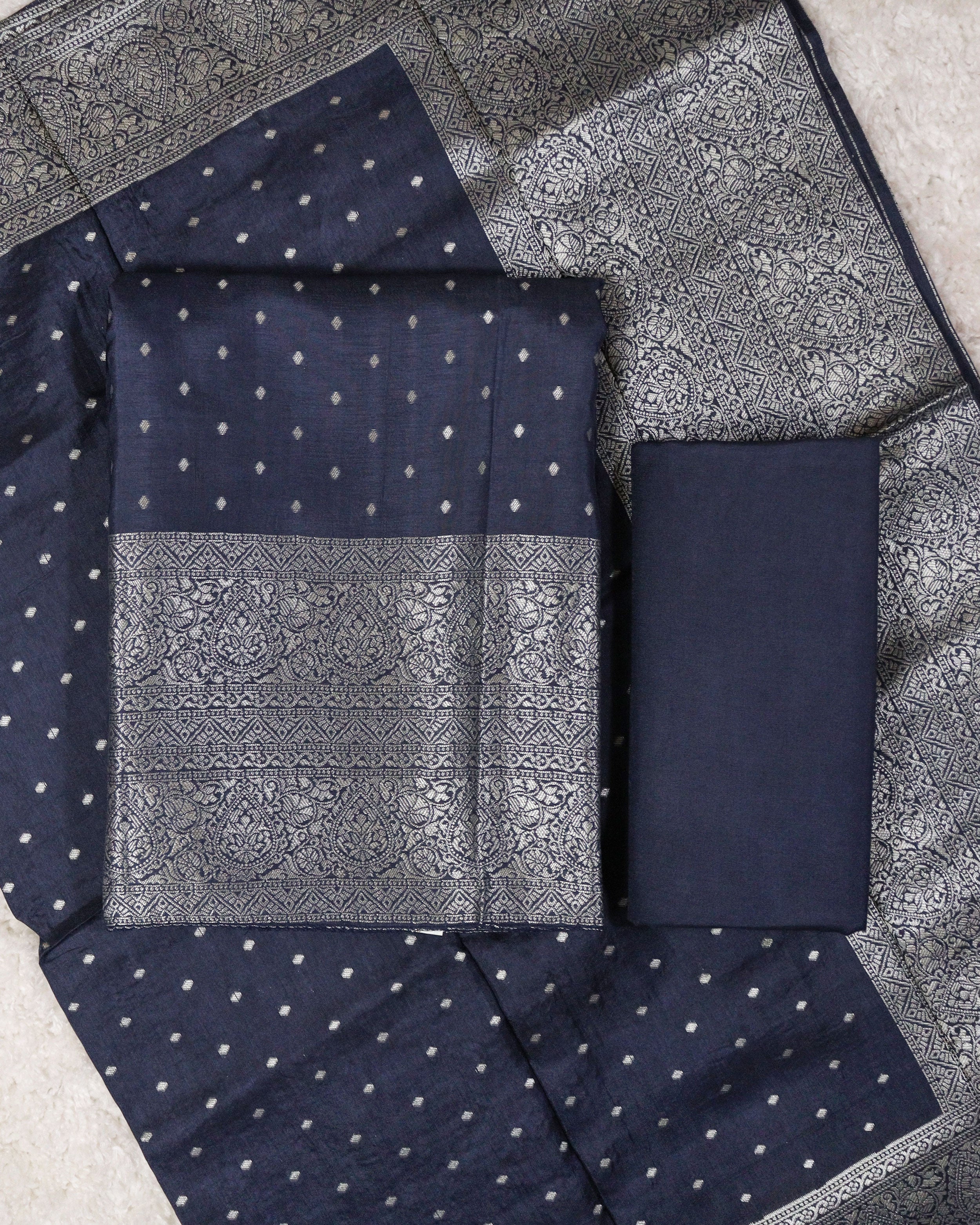 Load image into Gallery viewer, Gaji Silk Banarasi Unstitched Suit-1016