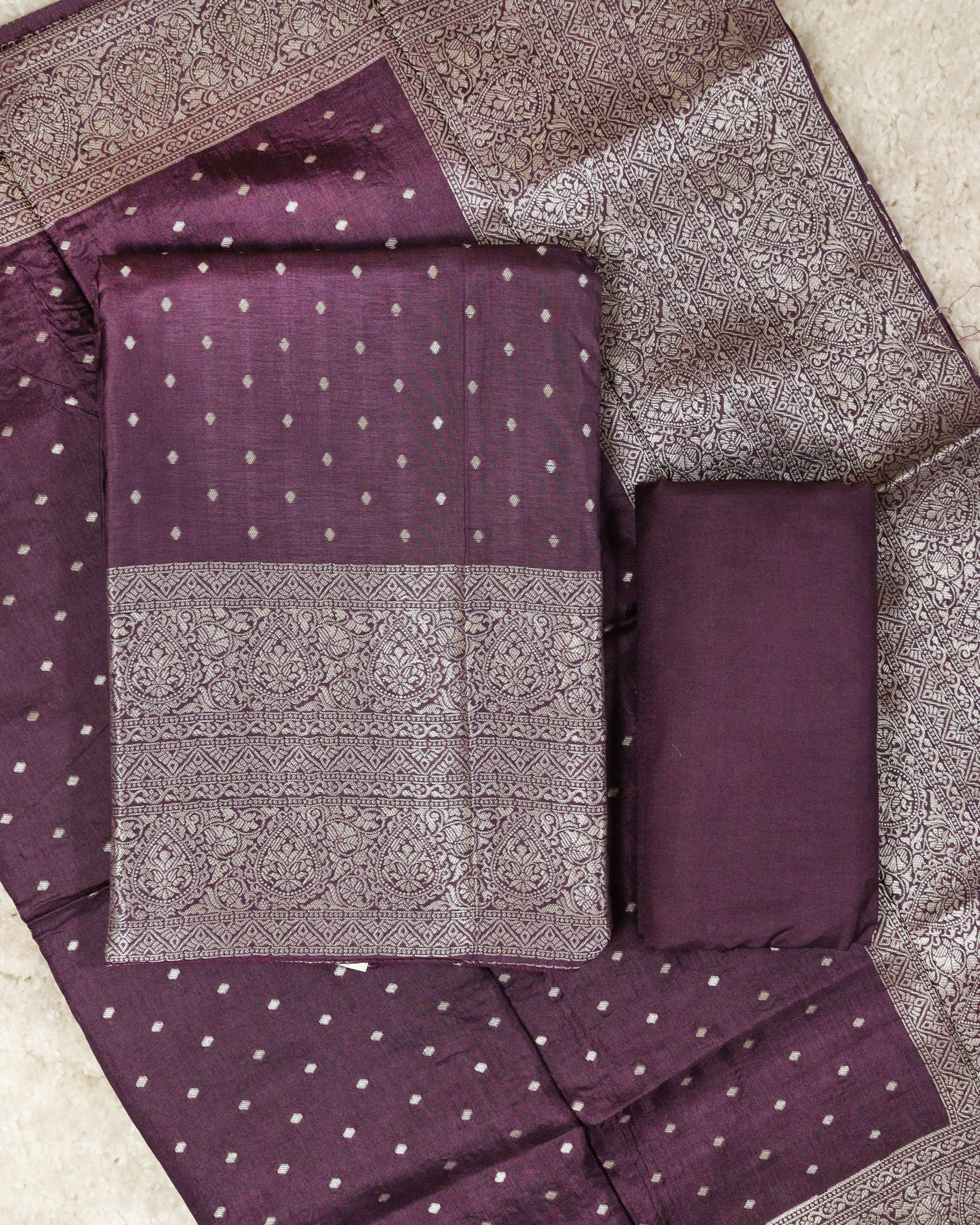 Load image into Gallery viewer, Gaji Silk Banarasi Unstitched Suit-1016