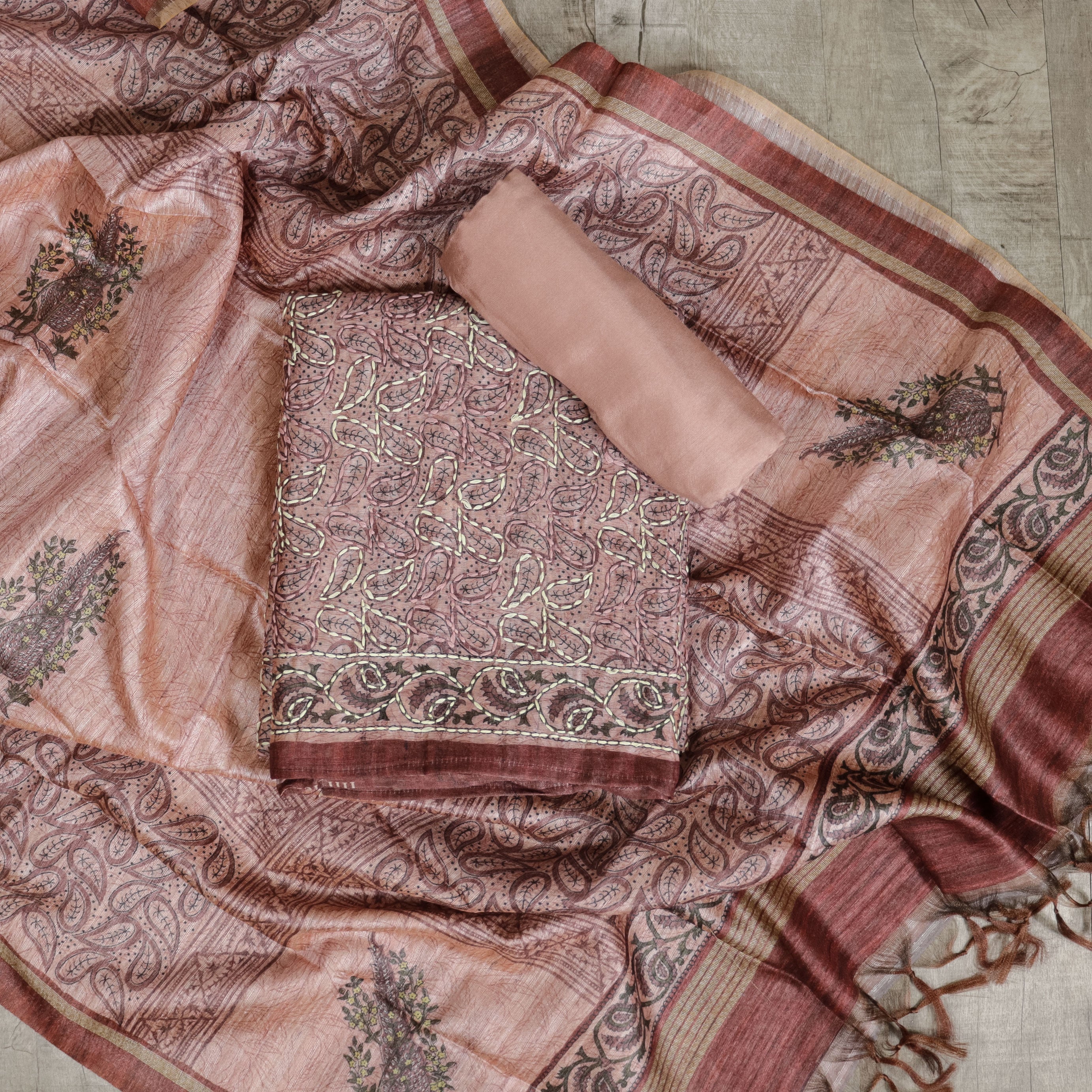 Load image into Gallery viewer, Kanta Stitch Unstitched Suit-2982