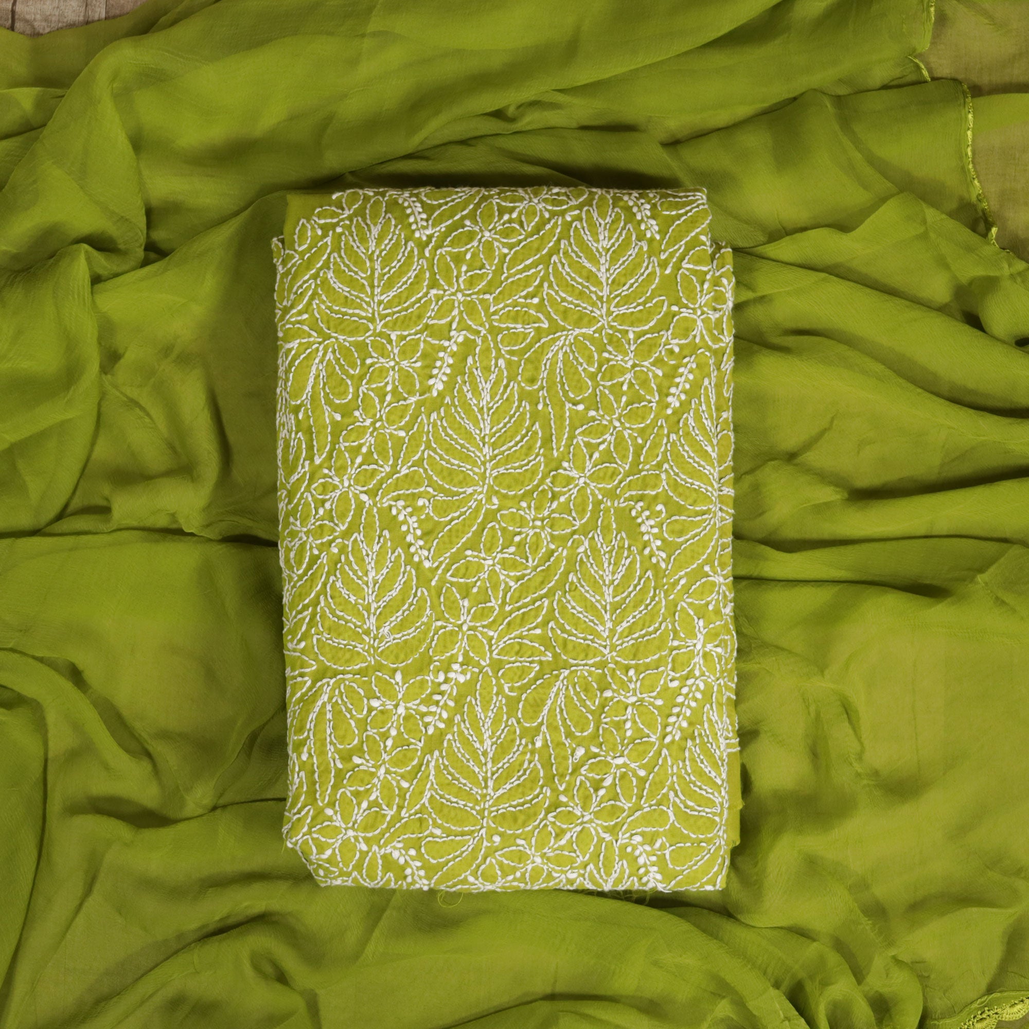 Load image into Gallery viewer, Chikankari unstitched suit-2719