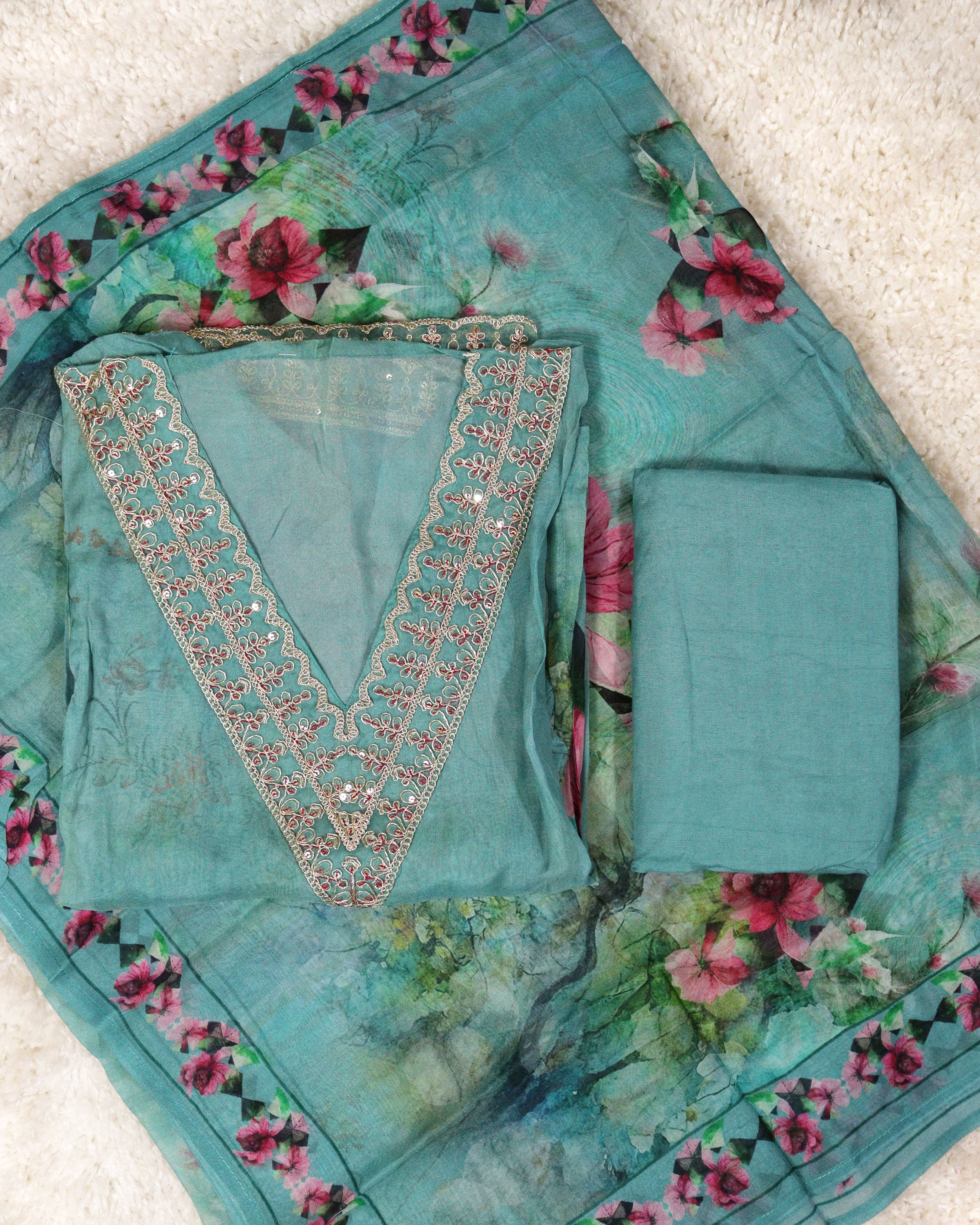 Load image into Gallery viewer, Viscose Organza Unstitched Suit-1089