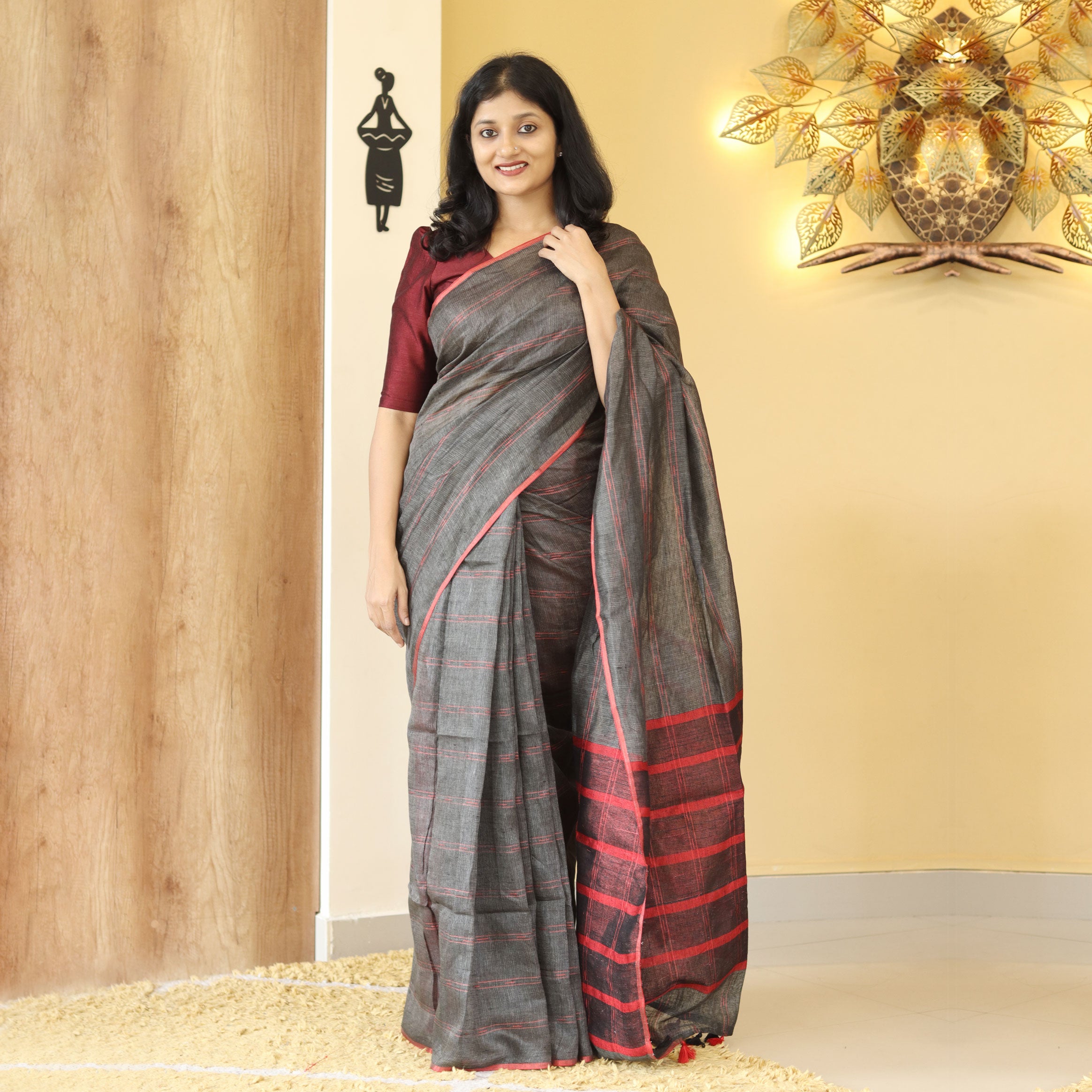 Load image into Gallery viewer, Pure Linen Saree (PRE-ORDER)