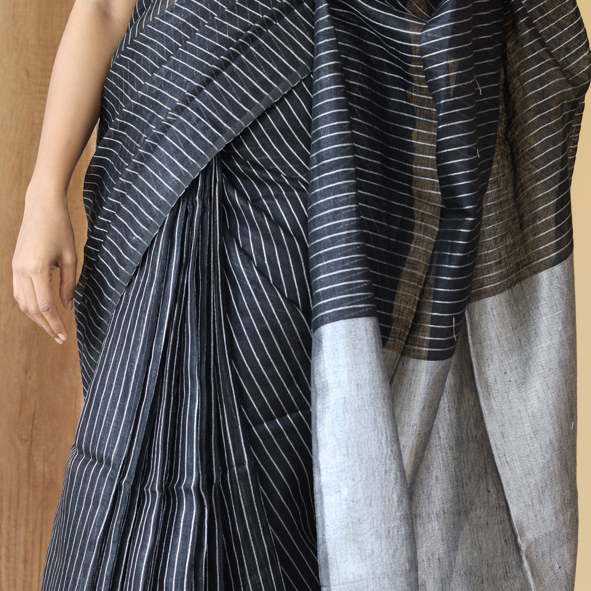 Load image into Gallery viewer, Pure Linen Saree (PRE-ORDER)