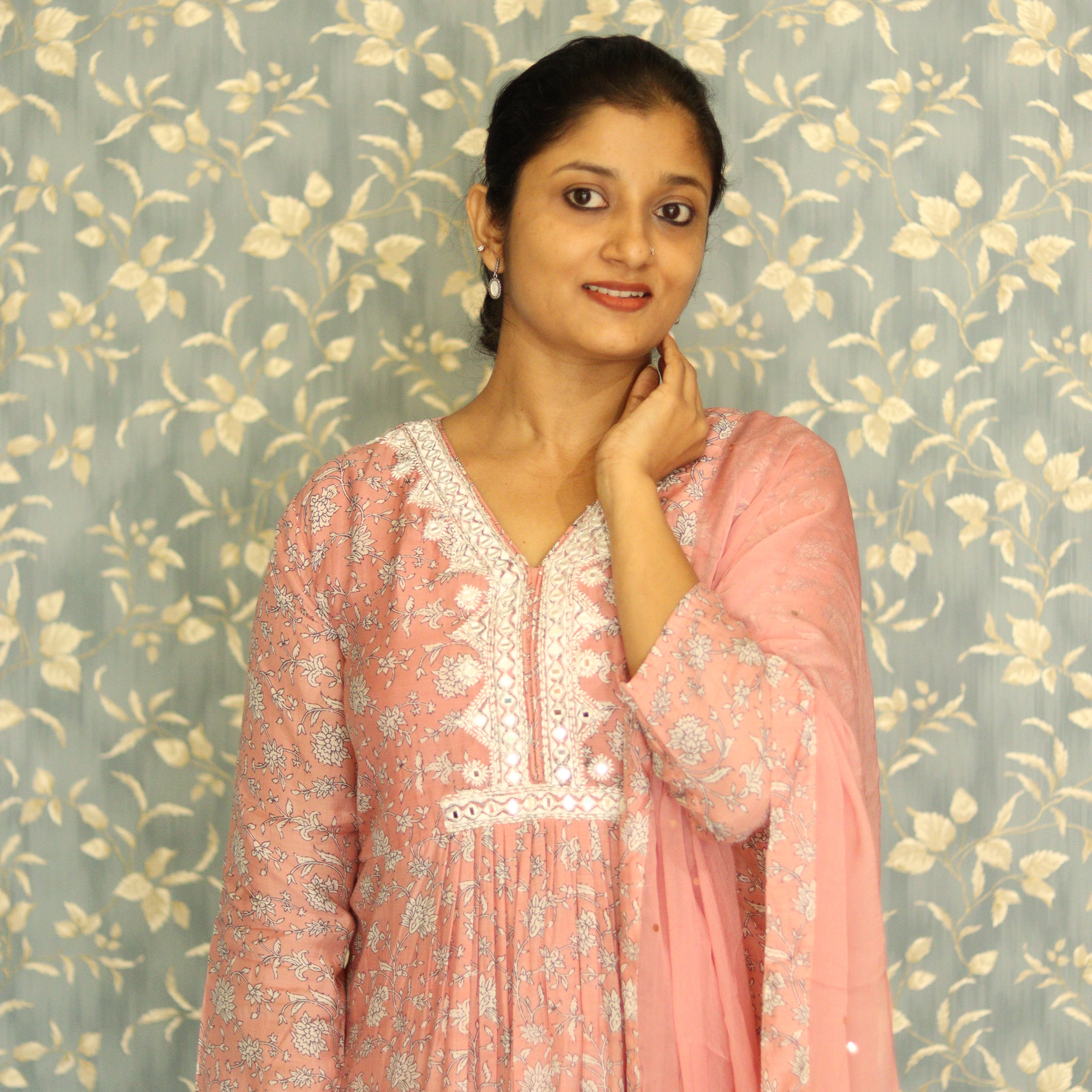 Load image into Gallery viewer, Pure Muslin Silk Kurti - 3472