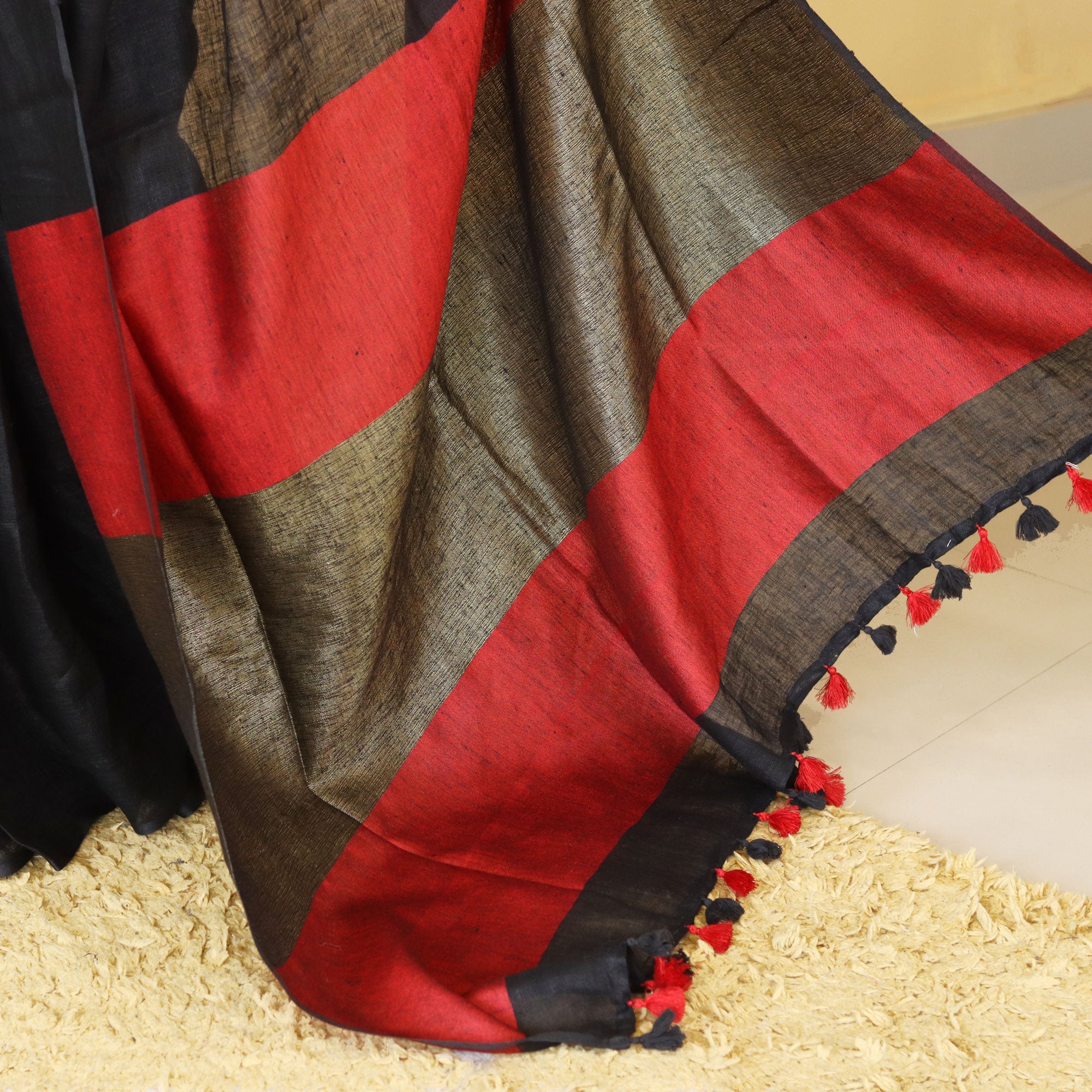 Load image into Gallery viewer, Pure Linen Saree (pre-order)- 4263