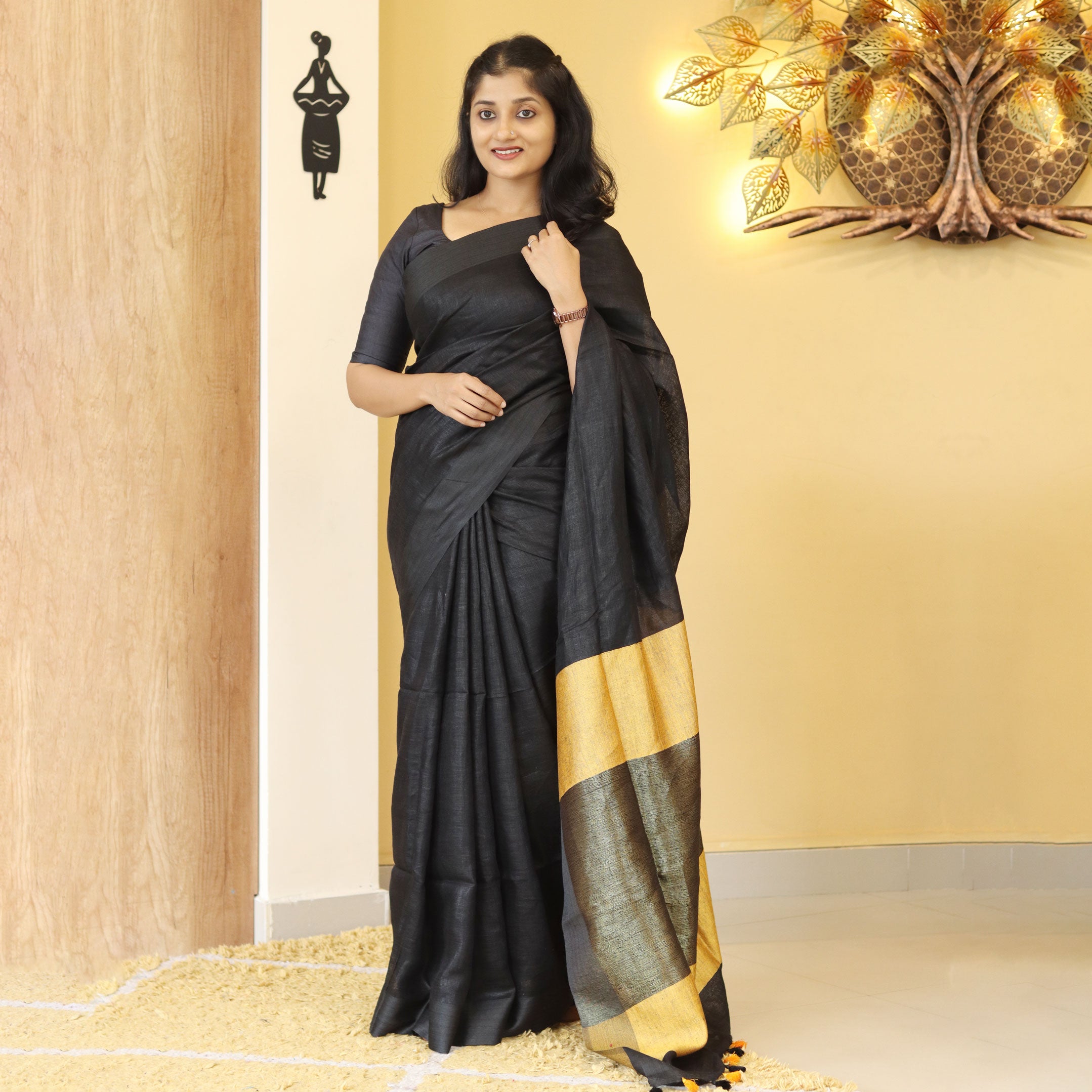 Load image into Gallery viewer, Pure Linen Saree (pre-order)- 4263