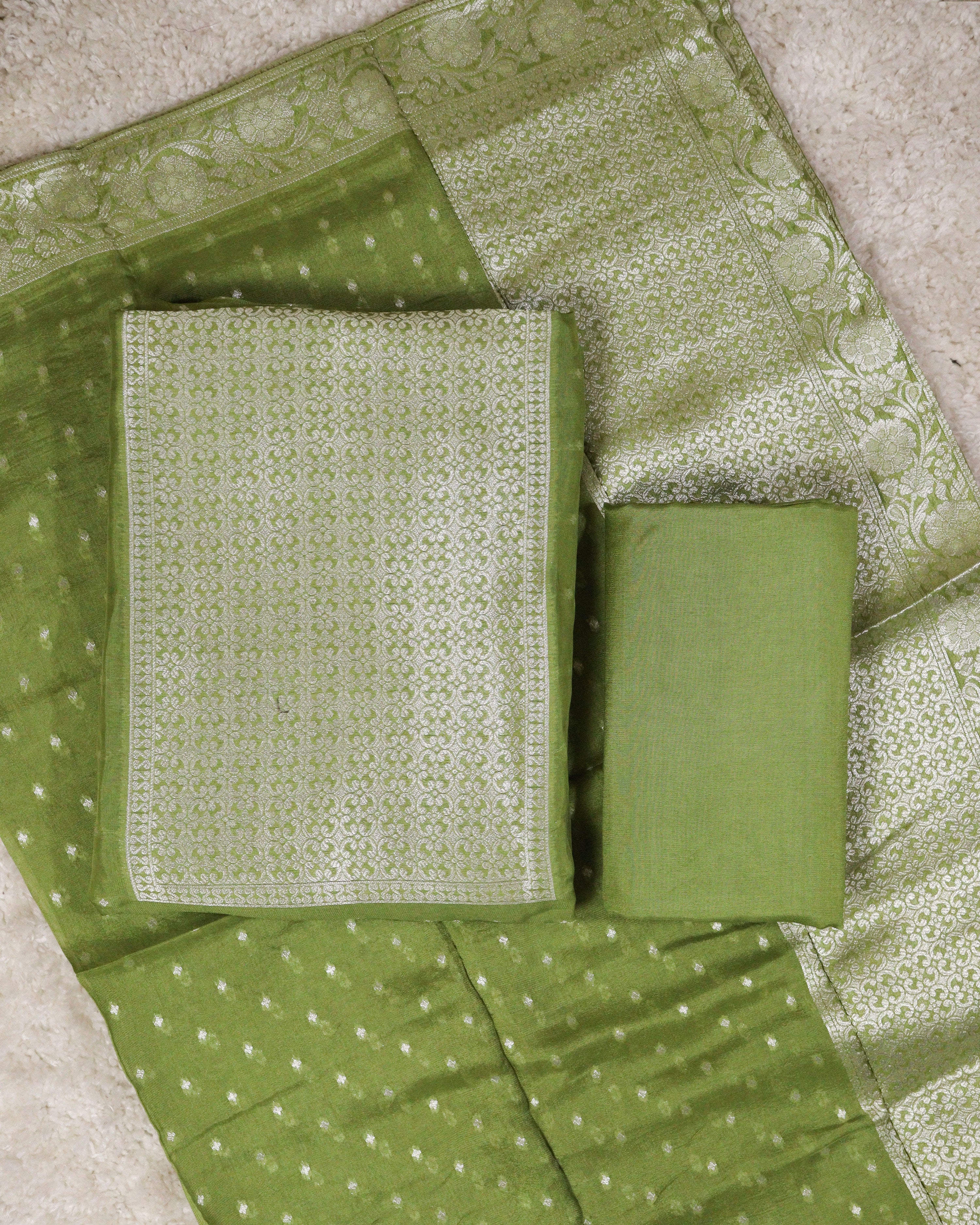 Load image into Gallery viewer, Georgette Banarasi Unstitched Suit-1294