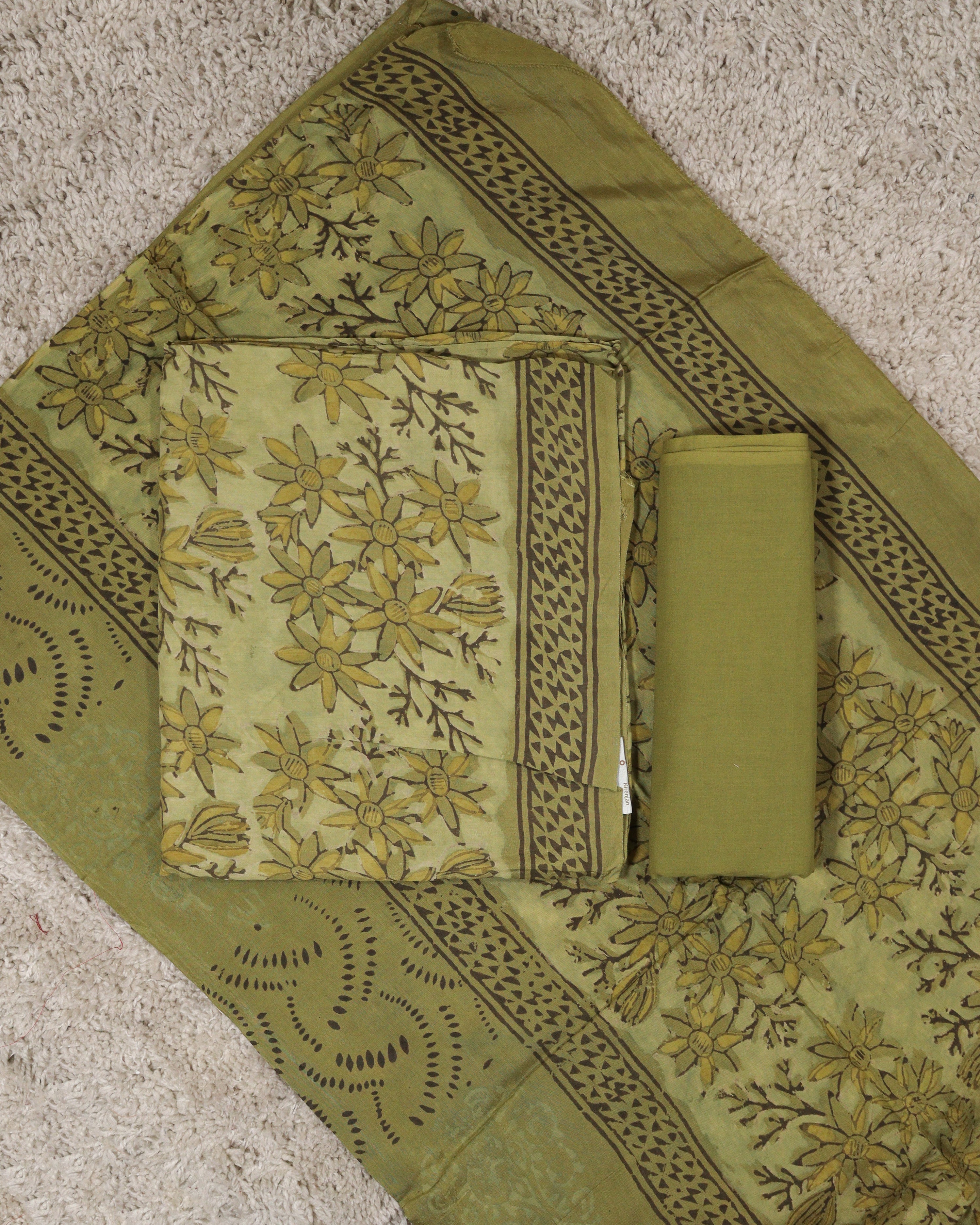 Load image into Gallery viewer, Modal Muslin Unstitched Suit-5623