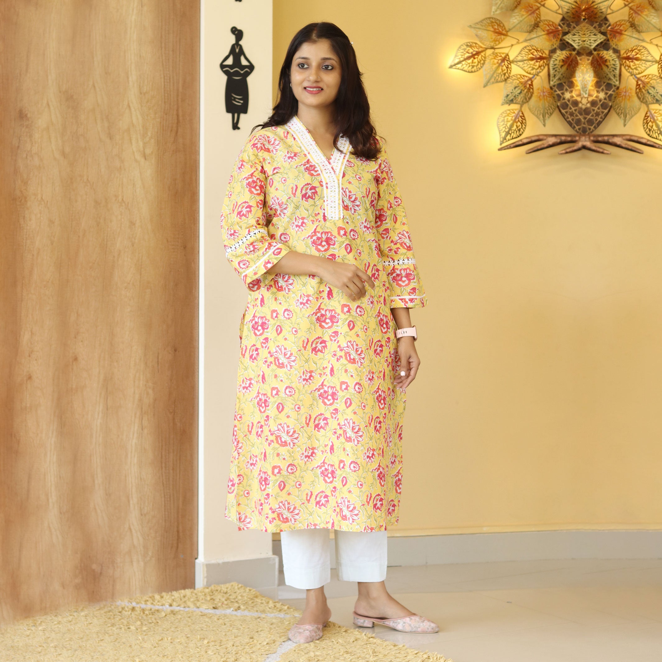 Load image into Gallery viewer, Cotton Printed Kurti-4368