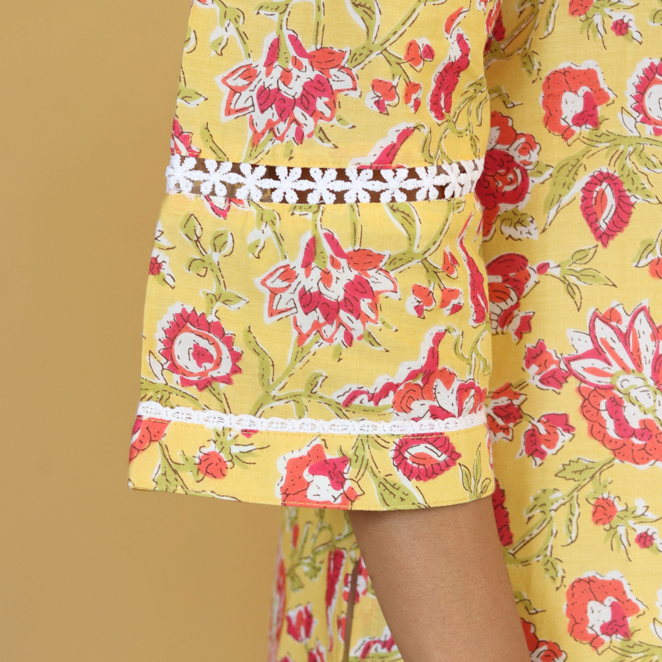 Load image into Gallery viewer, Cotton Printed Kurti-4368