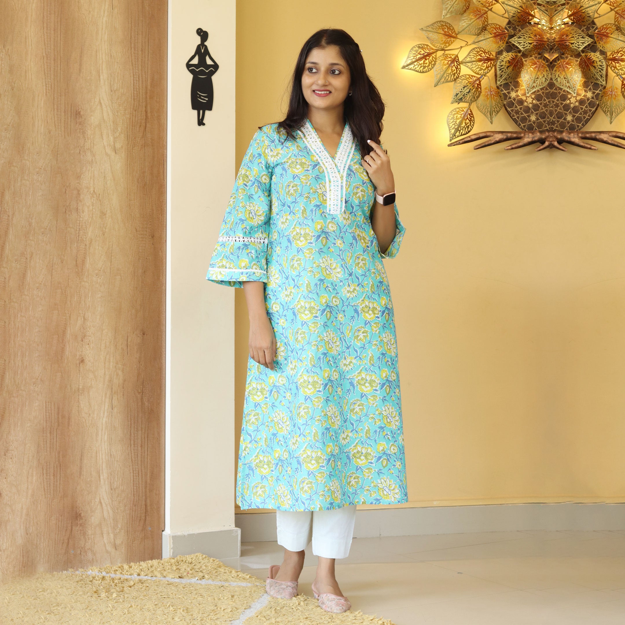 Load image into Gallery viewer, Cotton Printed Kurti-4368