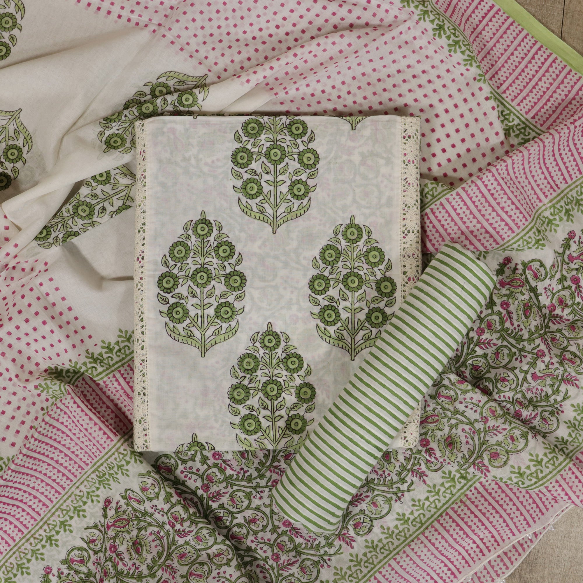 Load image into Gallery viewer, PURE COTTON UNSTITCHED SUIT-4473