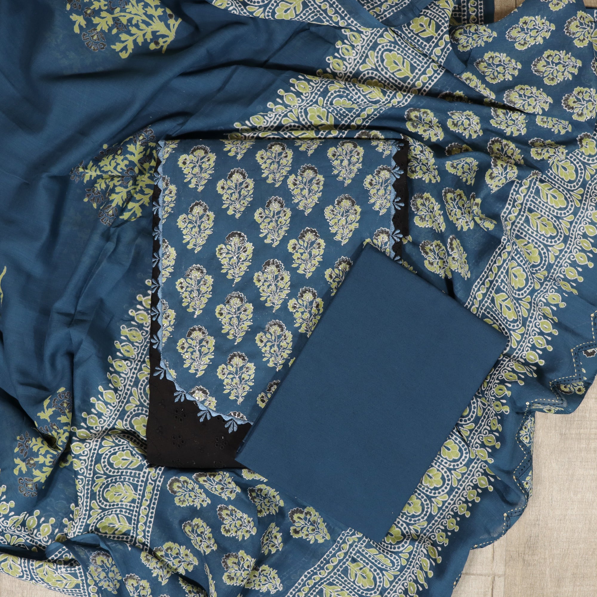 Load image into Gallery viewer, HAKOBA COTTON UNSTITCHED SUIT-4505