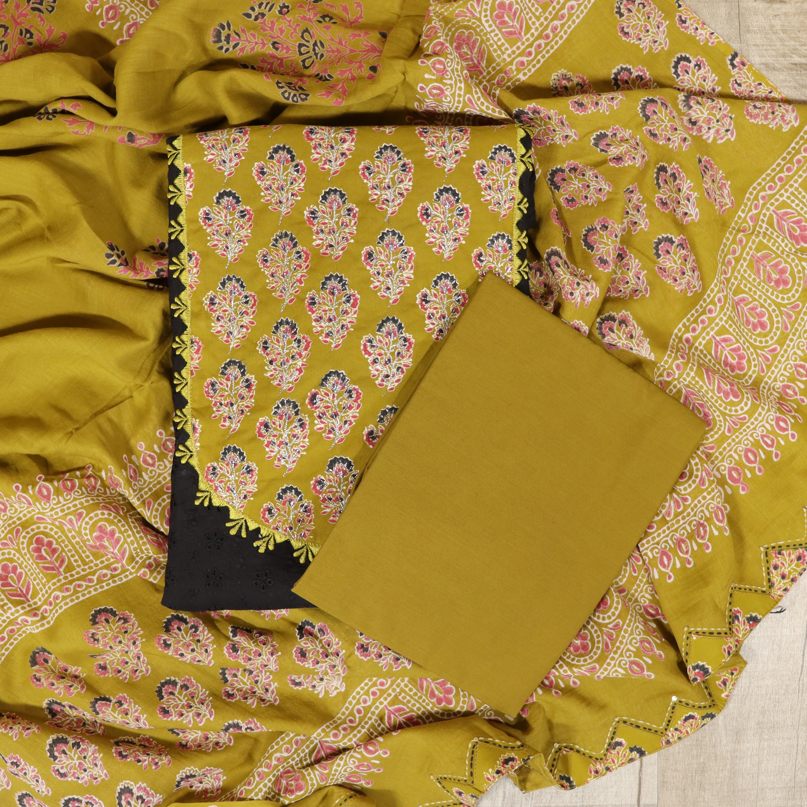 Load image into Gallery viewer, HAKOBA COTTON UNSTITCHED SUIT-4505