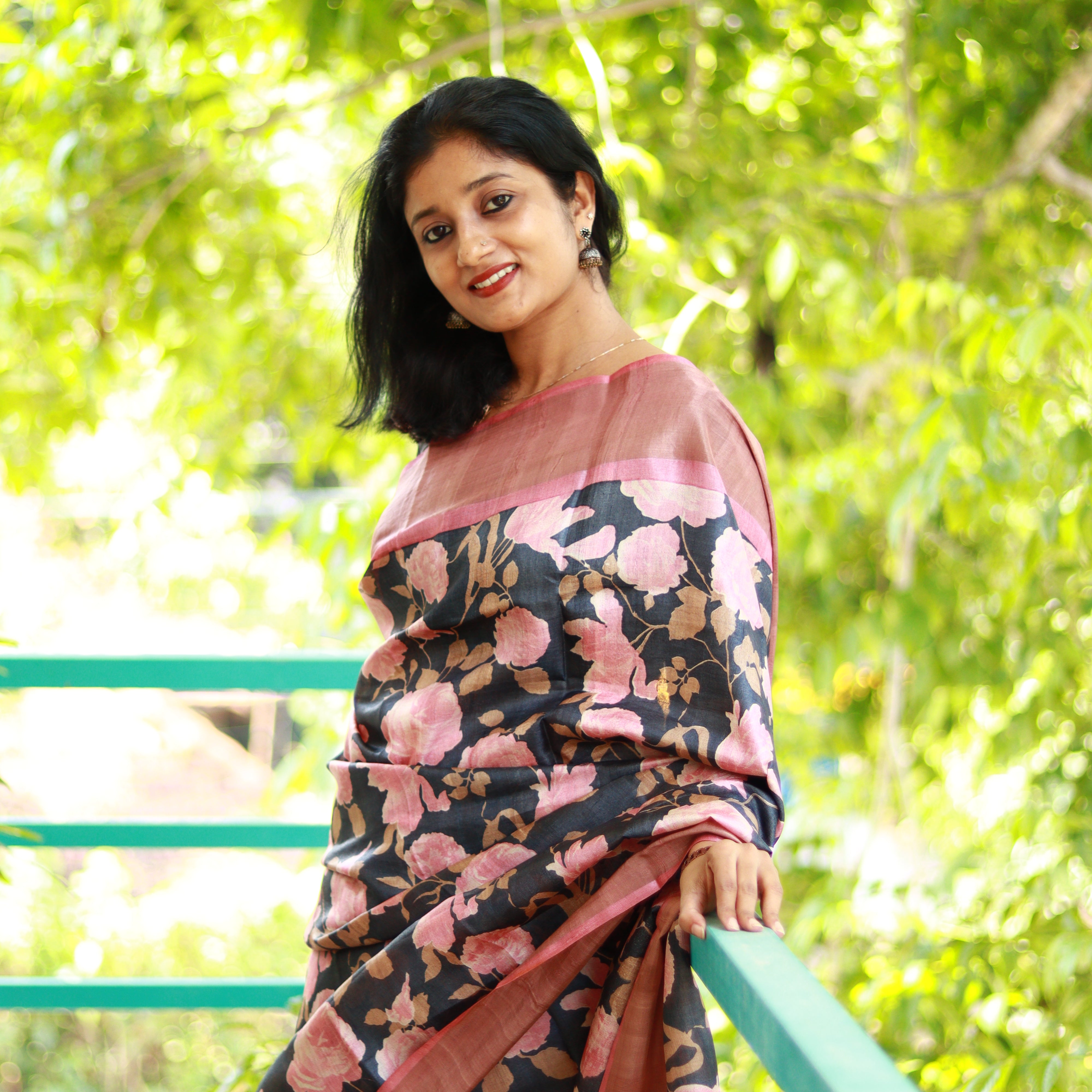 Load image into Gallery viewer, Black Pure desi Tussar Saree- 3540: Pre-Booking