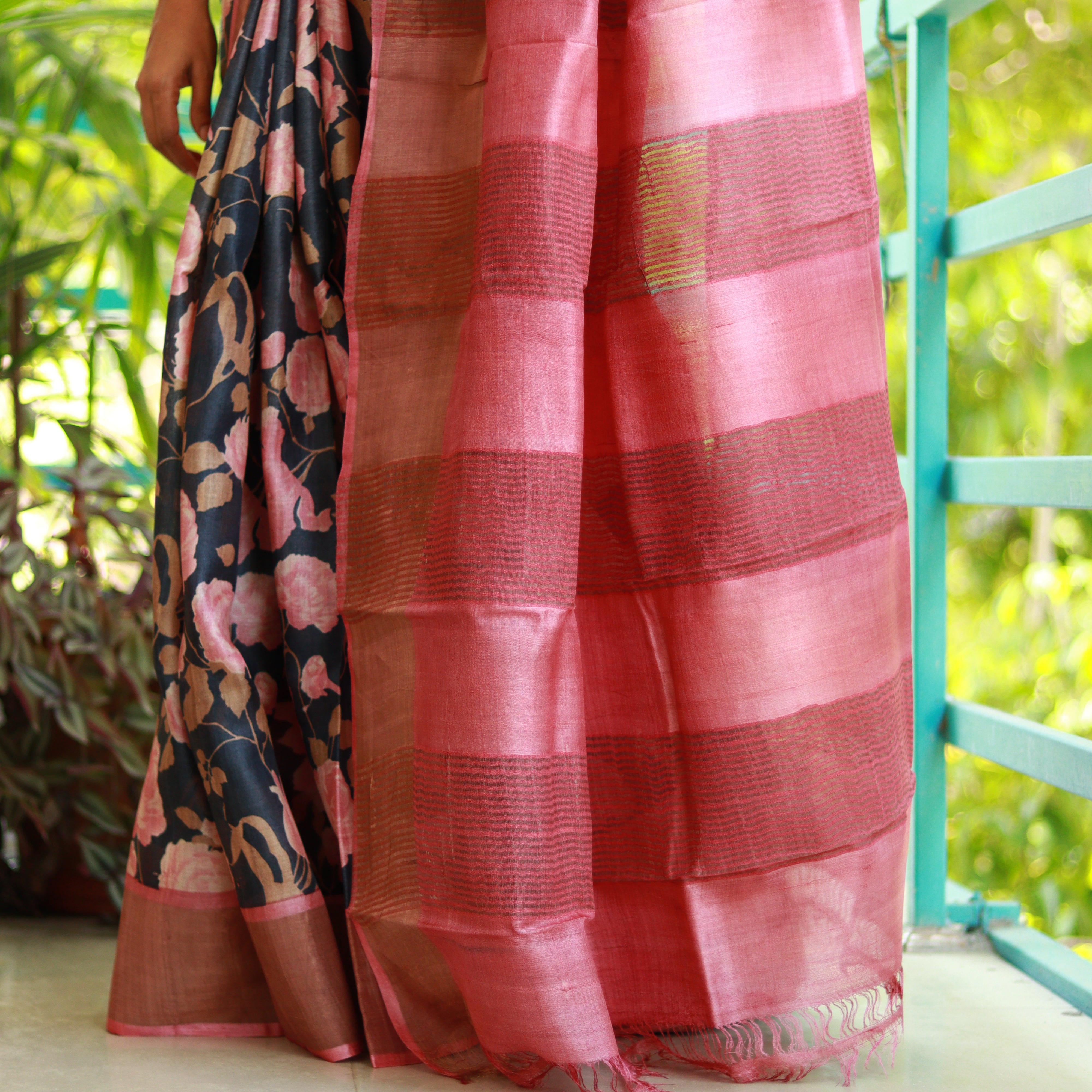 Load image into Gallery viewer, Black Pure desi Tussar Saree- 3540: Pre-Booking