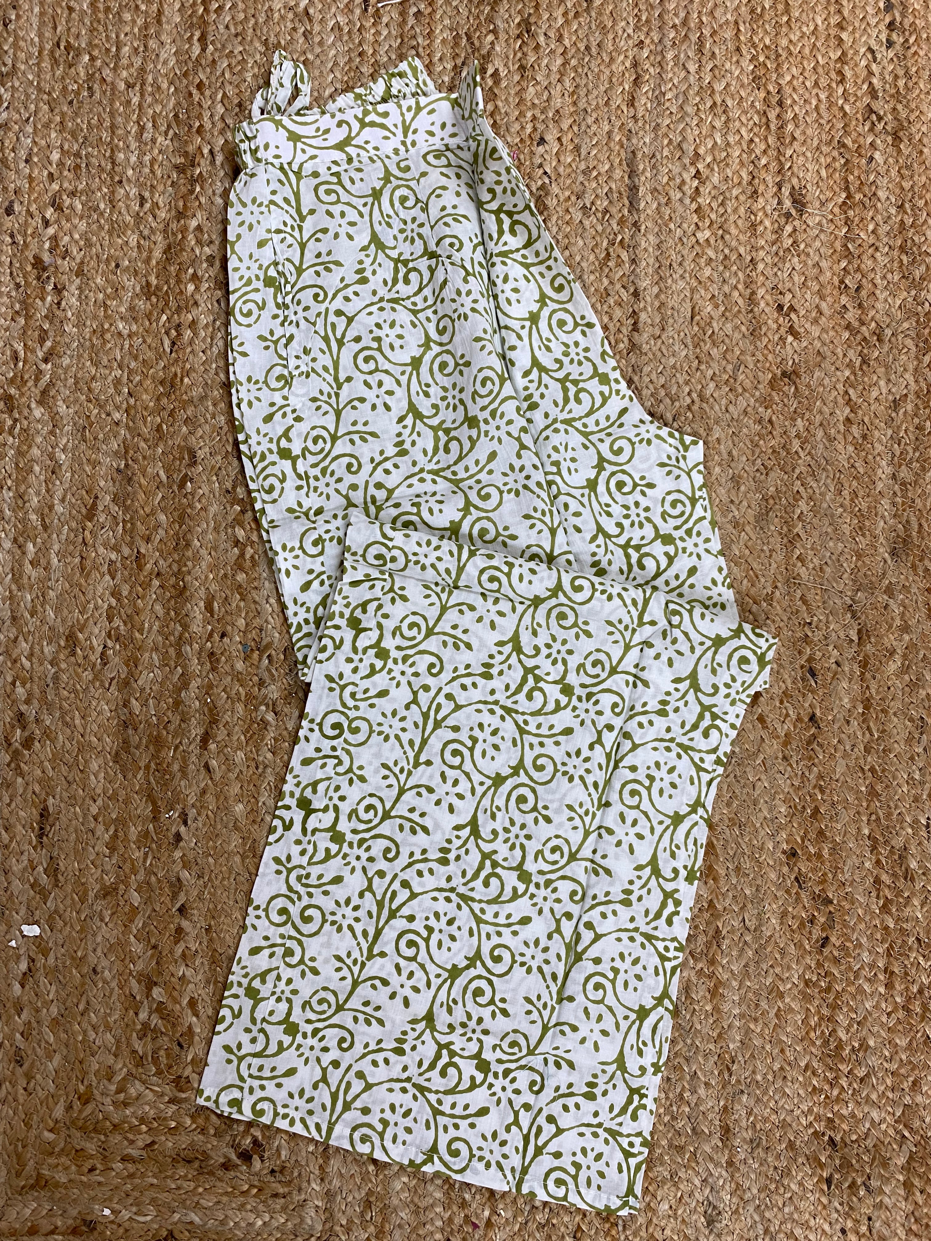 Load image into Gallery viewer, Jaipur Cotton Stitched Set-2295