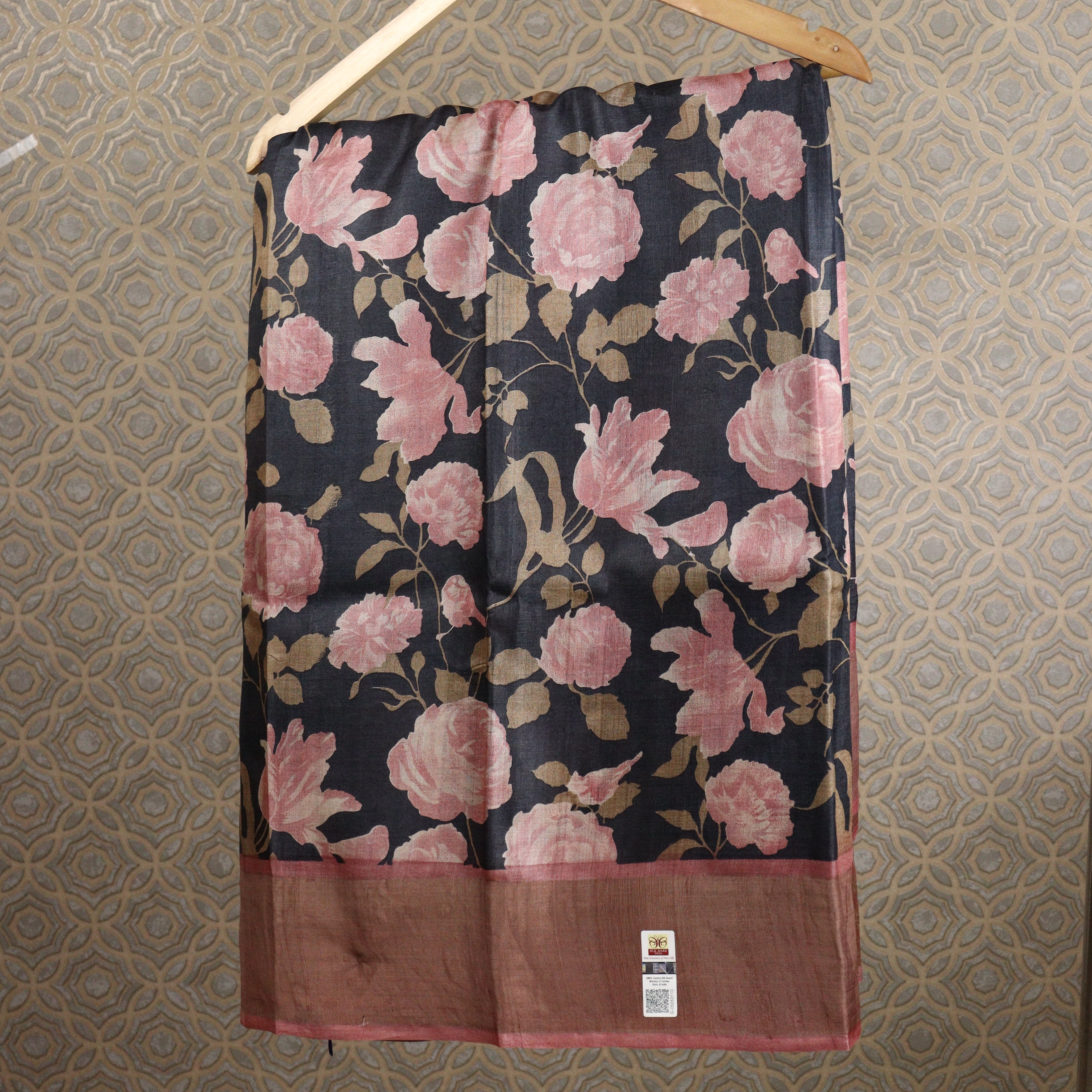 Load image into Gallery viewer, Black Pure desi Tussar Saree- 3540: Pre-Booking