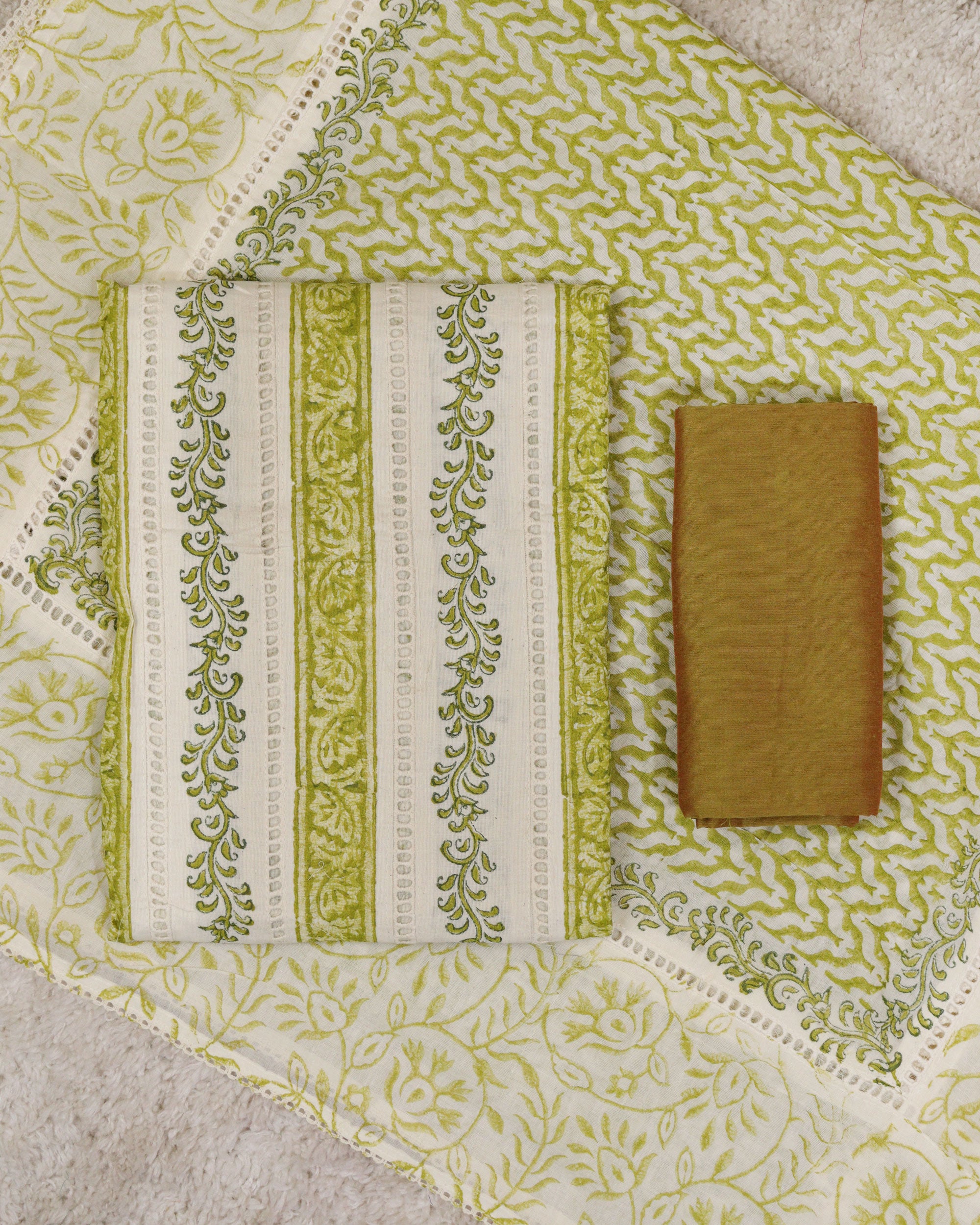 Load image into Gallery viewer, Pure Cotton Unstitched Suit-2095