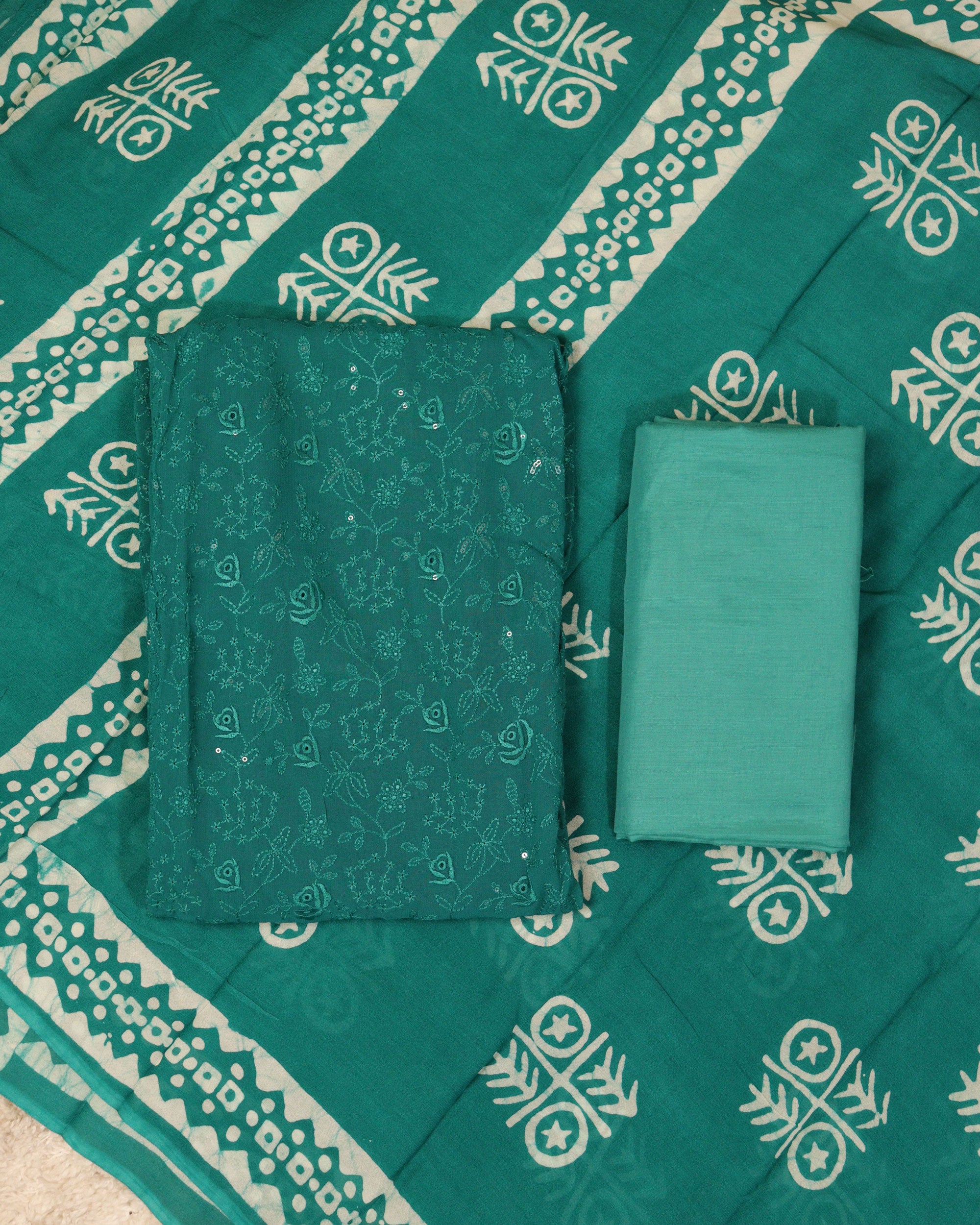 Load image into Gallery viewer, Viscose Georgette Unstitched Suit-2086