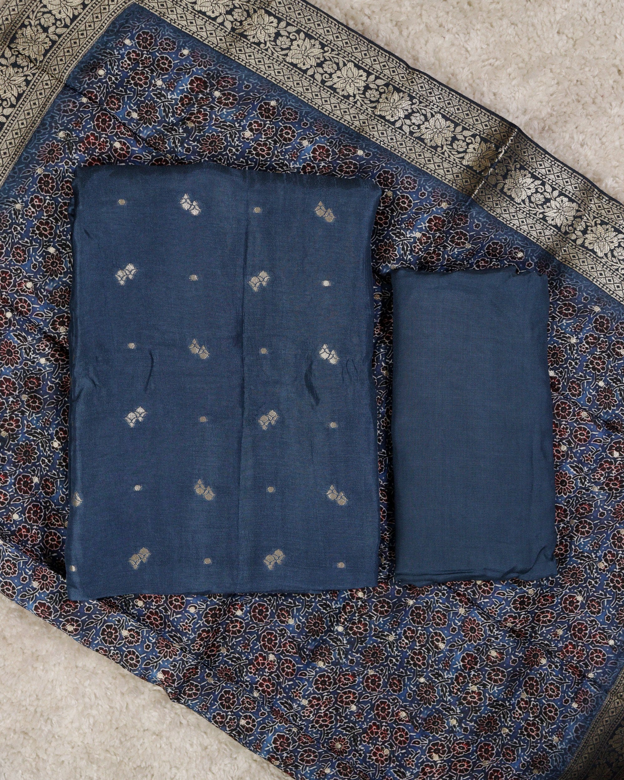 Load image into Gallery viewer, Banarasi Silk Unstitched Suit - 2253