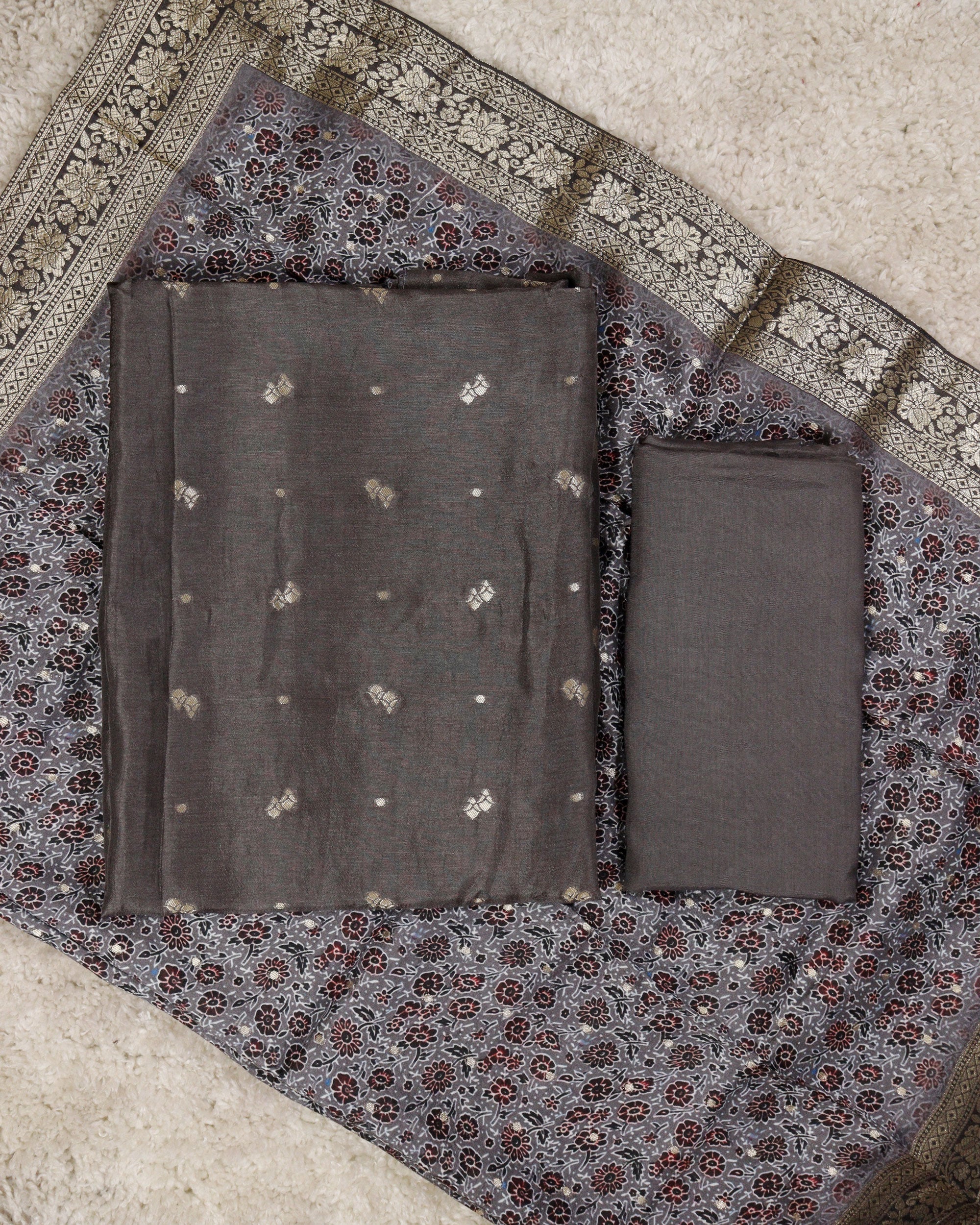 Load image into Gallery viewer, Banarasi Silk Unstitched Suit - 2253