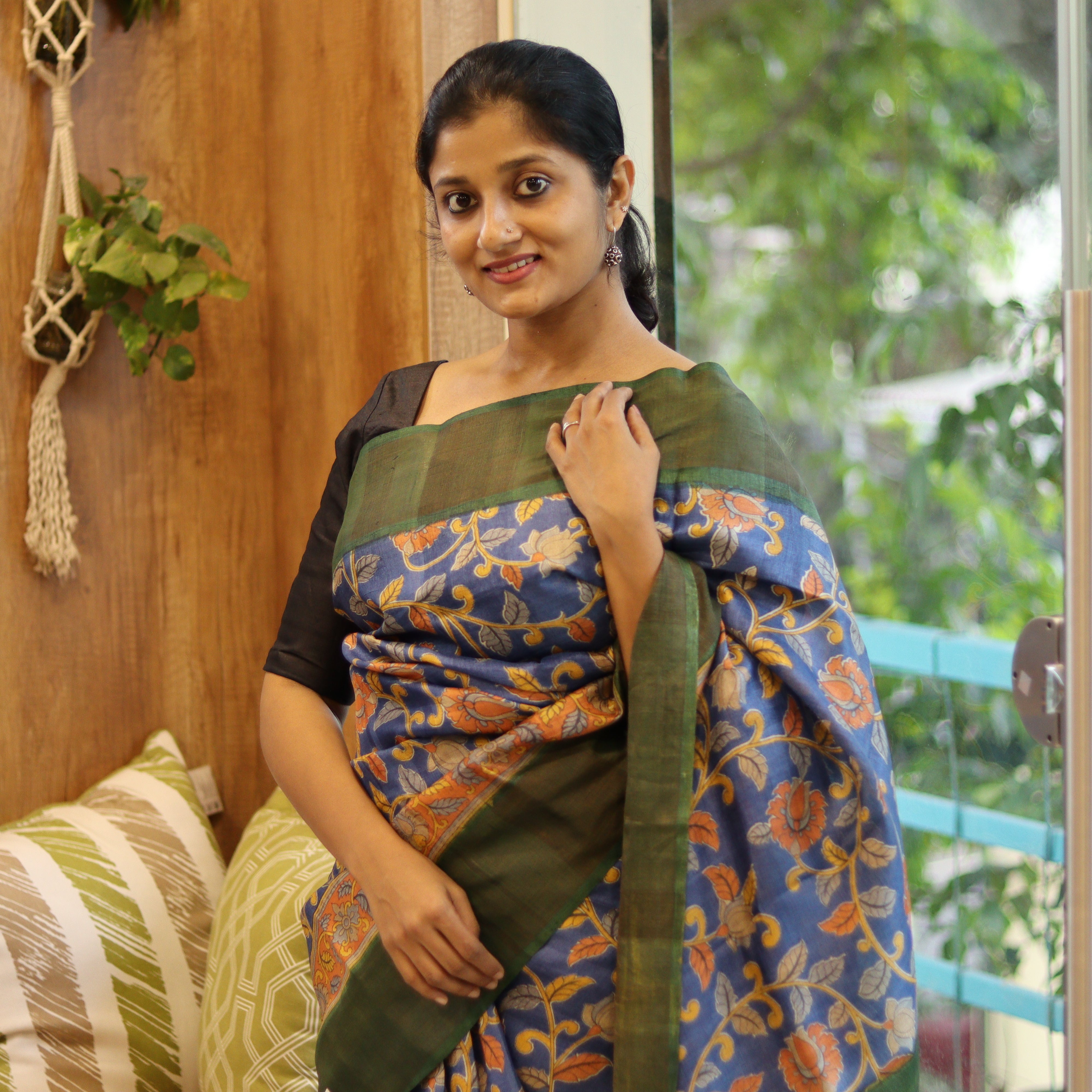 Load image into Gallery viewer, Royal Blue Pure desi Tussar Saree- 3540: Pre-Booking