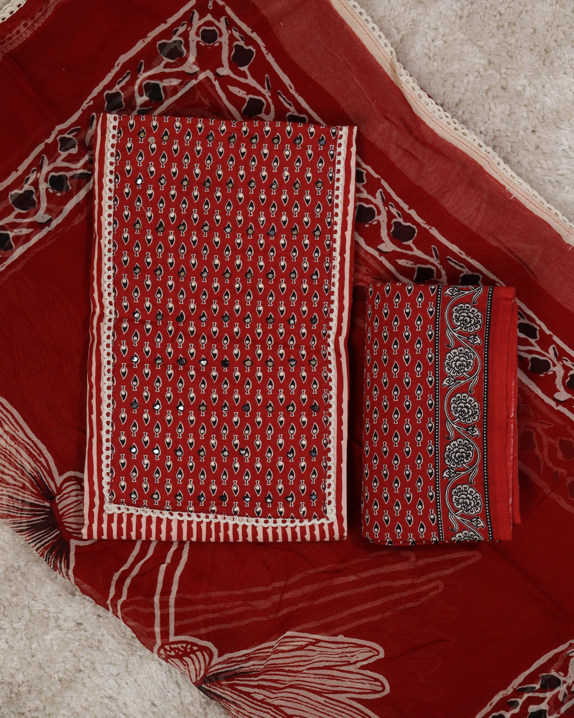 Load image into Gallery viewer, Pure Cotton Unstitched Suit - 2384