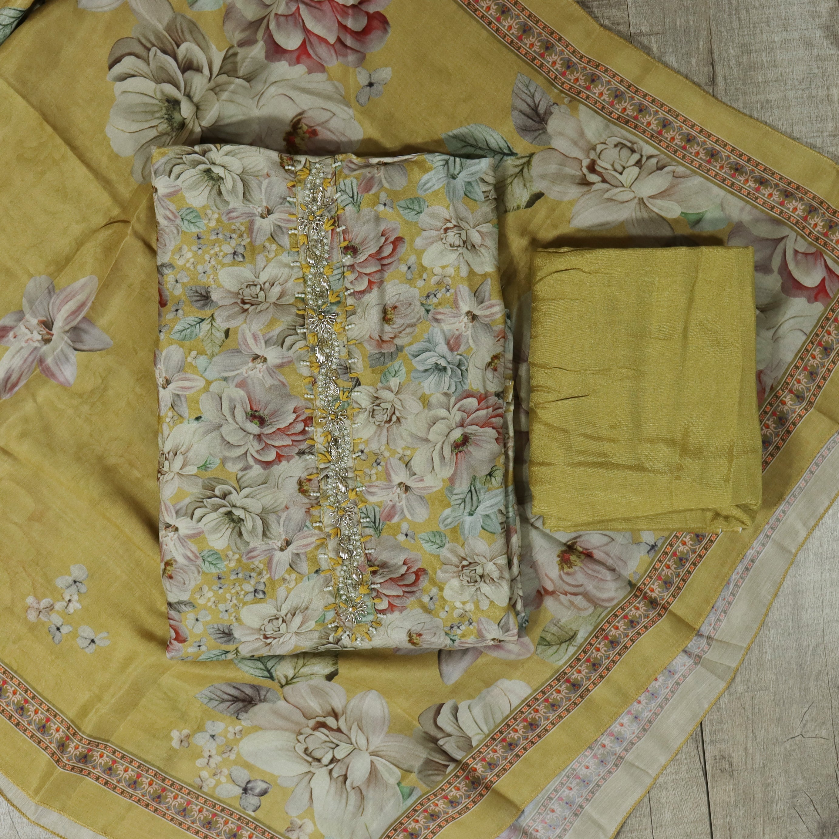 Load image into Gallery viewer, muslin silk unstitched suit-4576