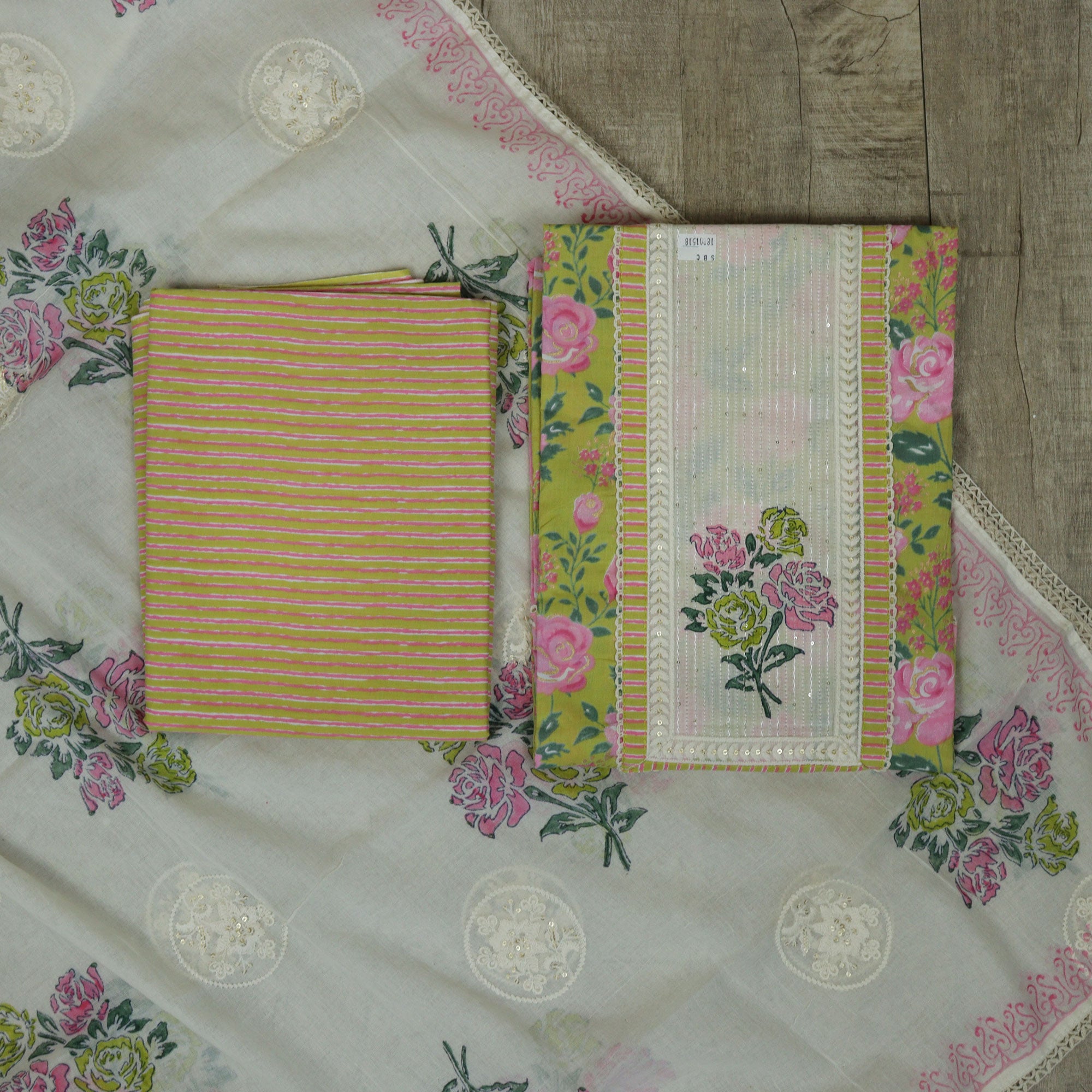 Load image into Gallery viewer, Pure Cotton Unstitched Suit- 4728