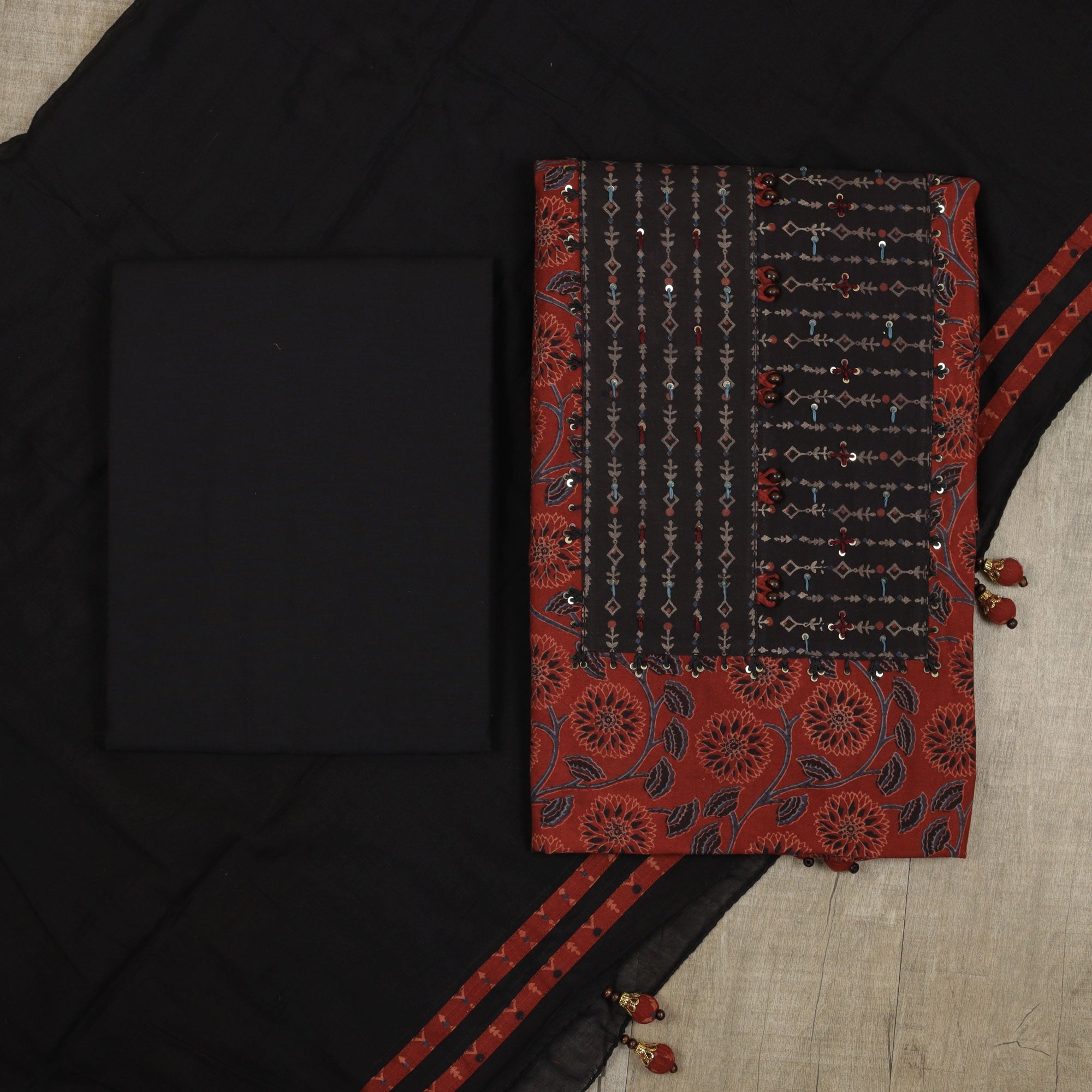 Load image into Gallery viewer, Pure Cotton Unstitched Suit-4835