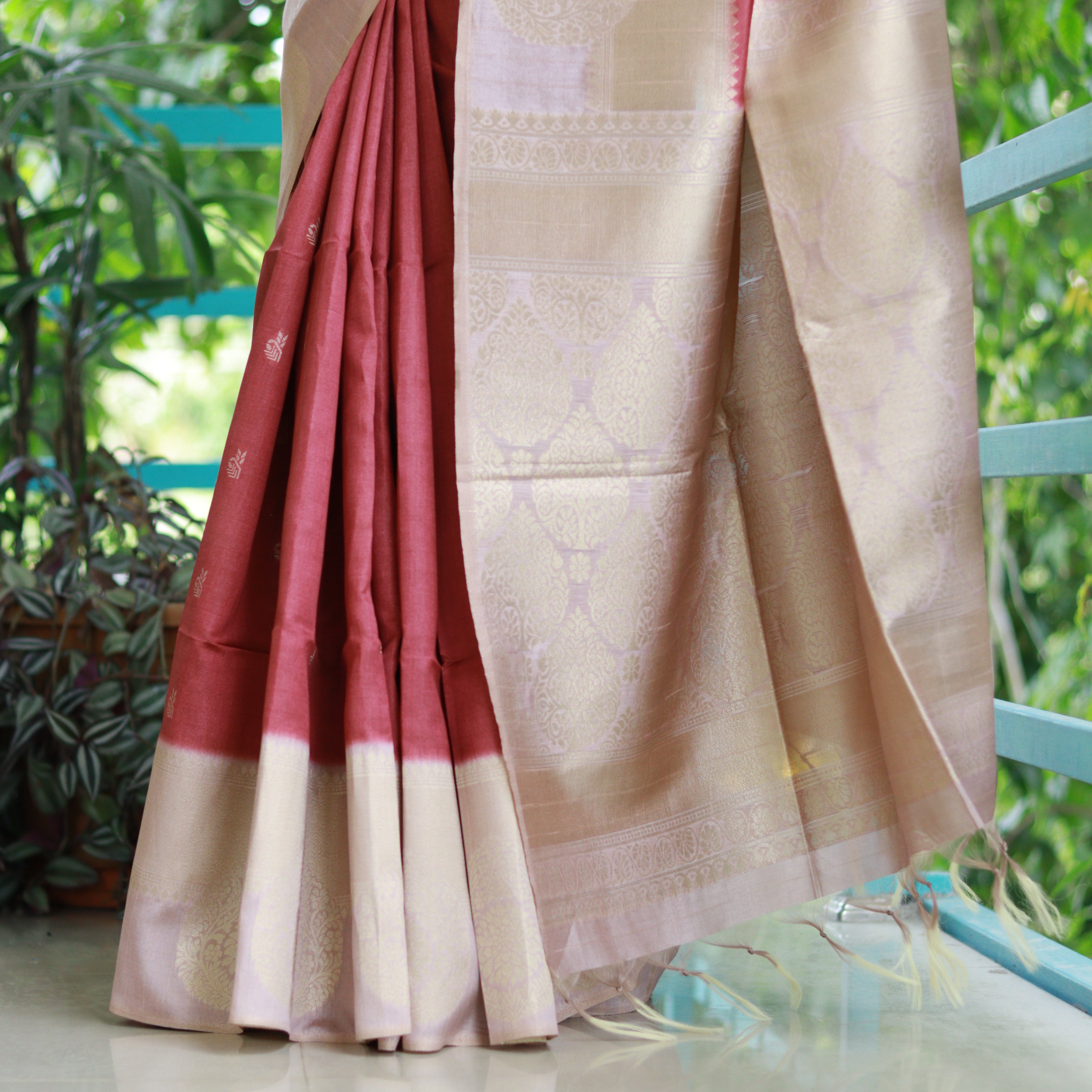 Load image into Gallery viewer, Zari Weaved Semi Tussar Silk Saree-3589