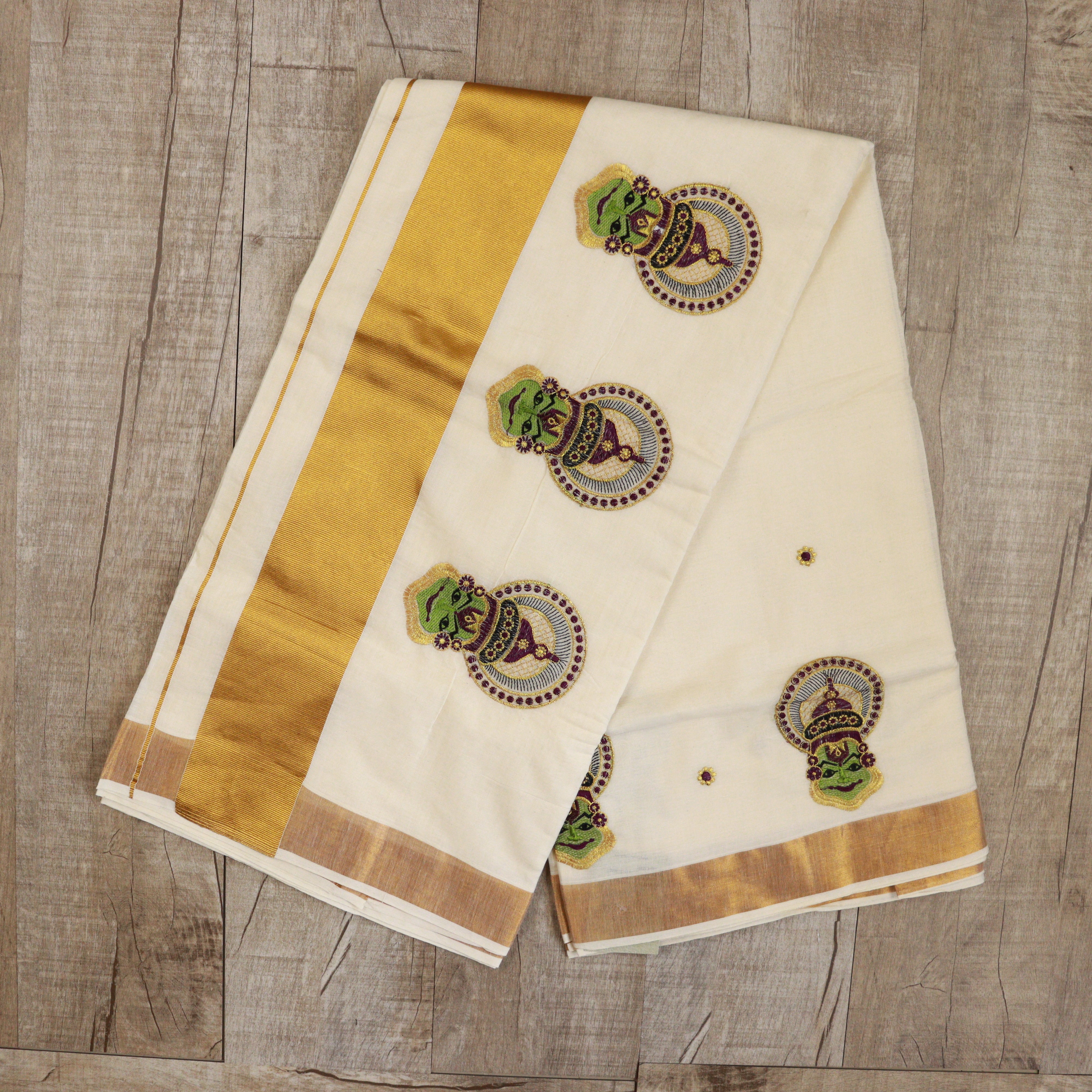 Load image into Gallery viewer, Kathakali Embroidery Kerala Saree - 3712