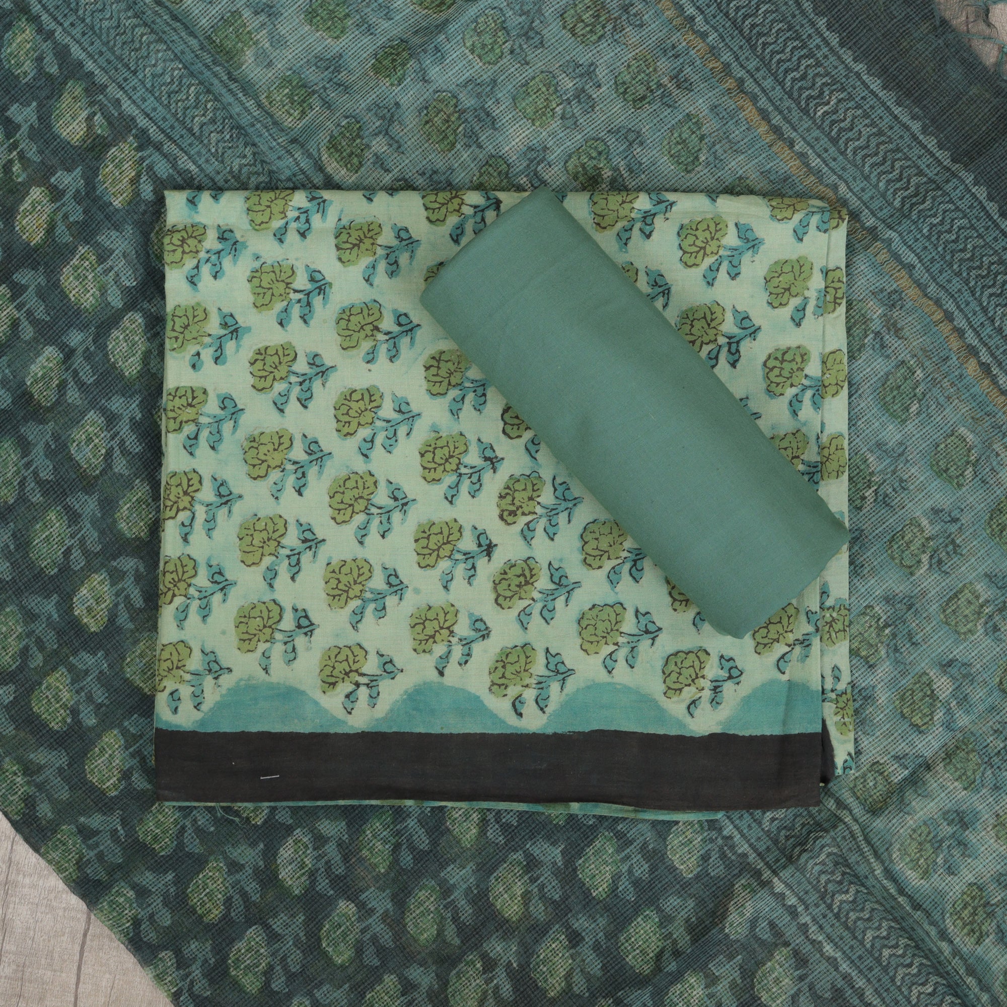 Load image into Gallery viewer, PURE COTTON UNSTITCHED - 4402