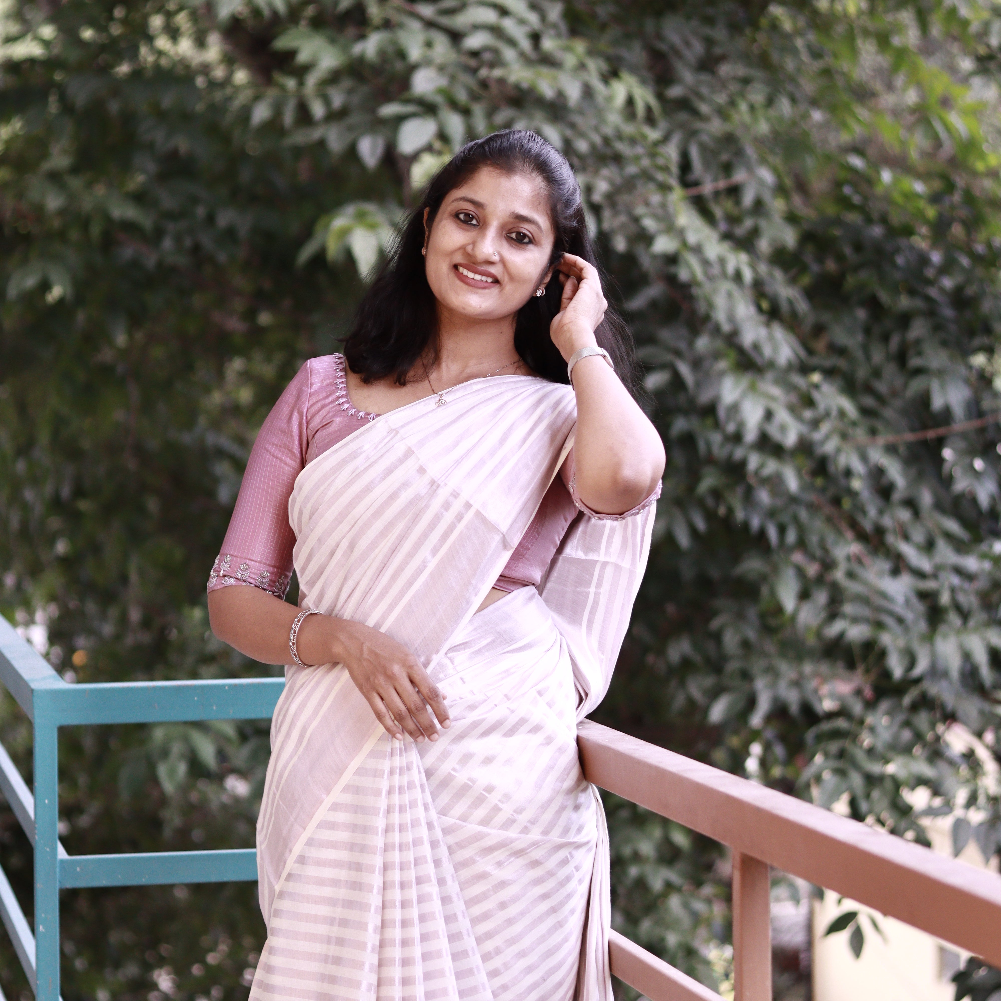 Load image into Gallery viewer, Kerala Striped Saree - 3765