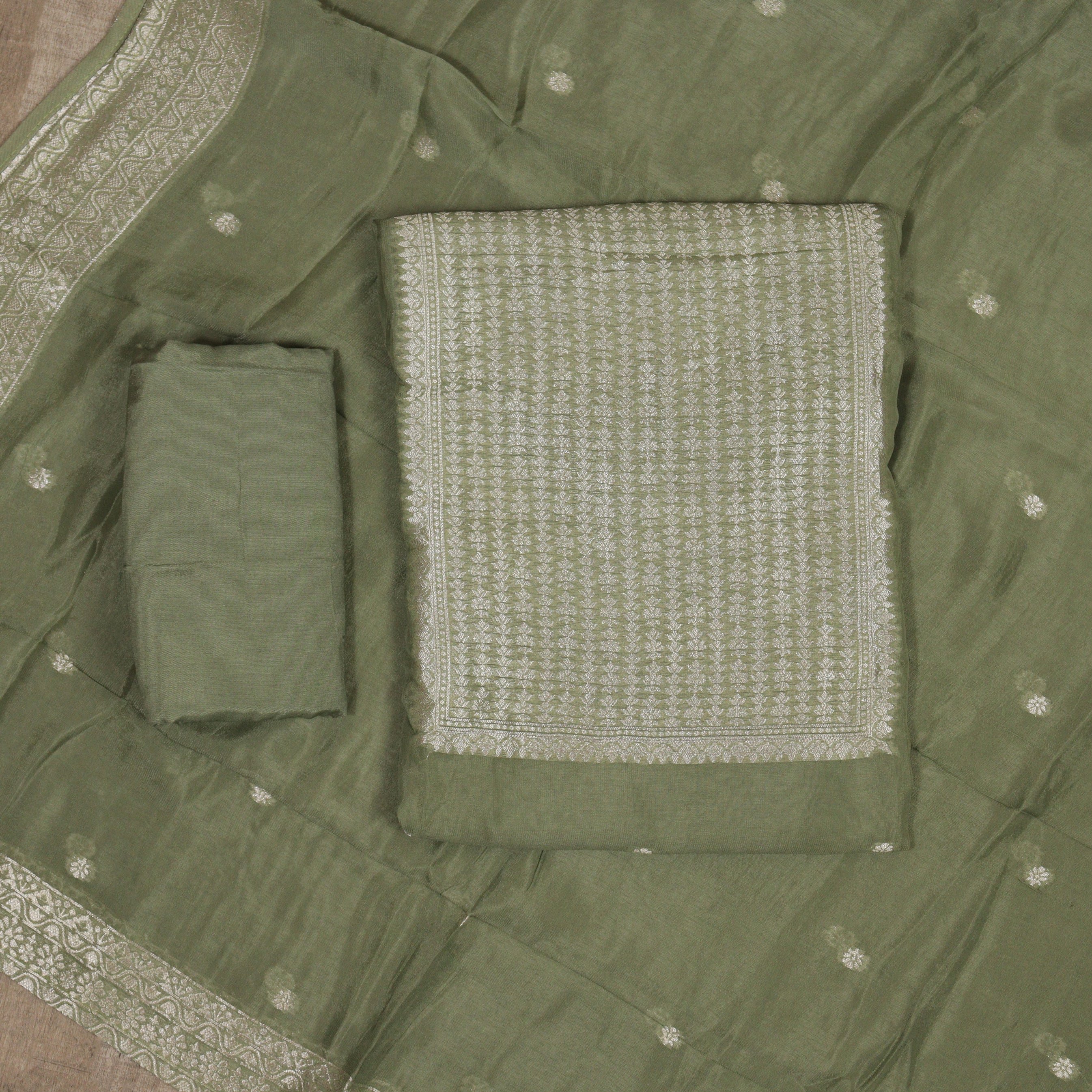 Load image into Gallery viewer, Crepe Georgette Unstitched Suit-5102