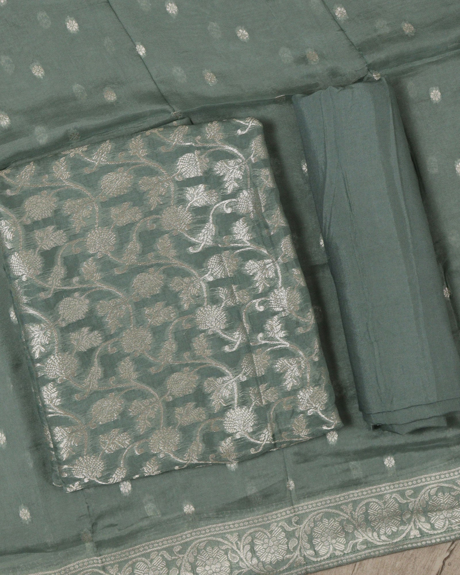 Load image into Gallery viewer, Banarasi Unstitched Suit-5138