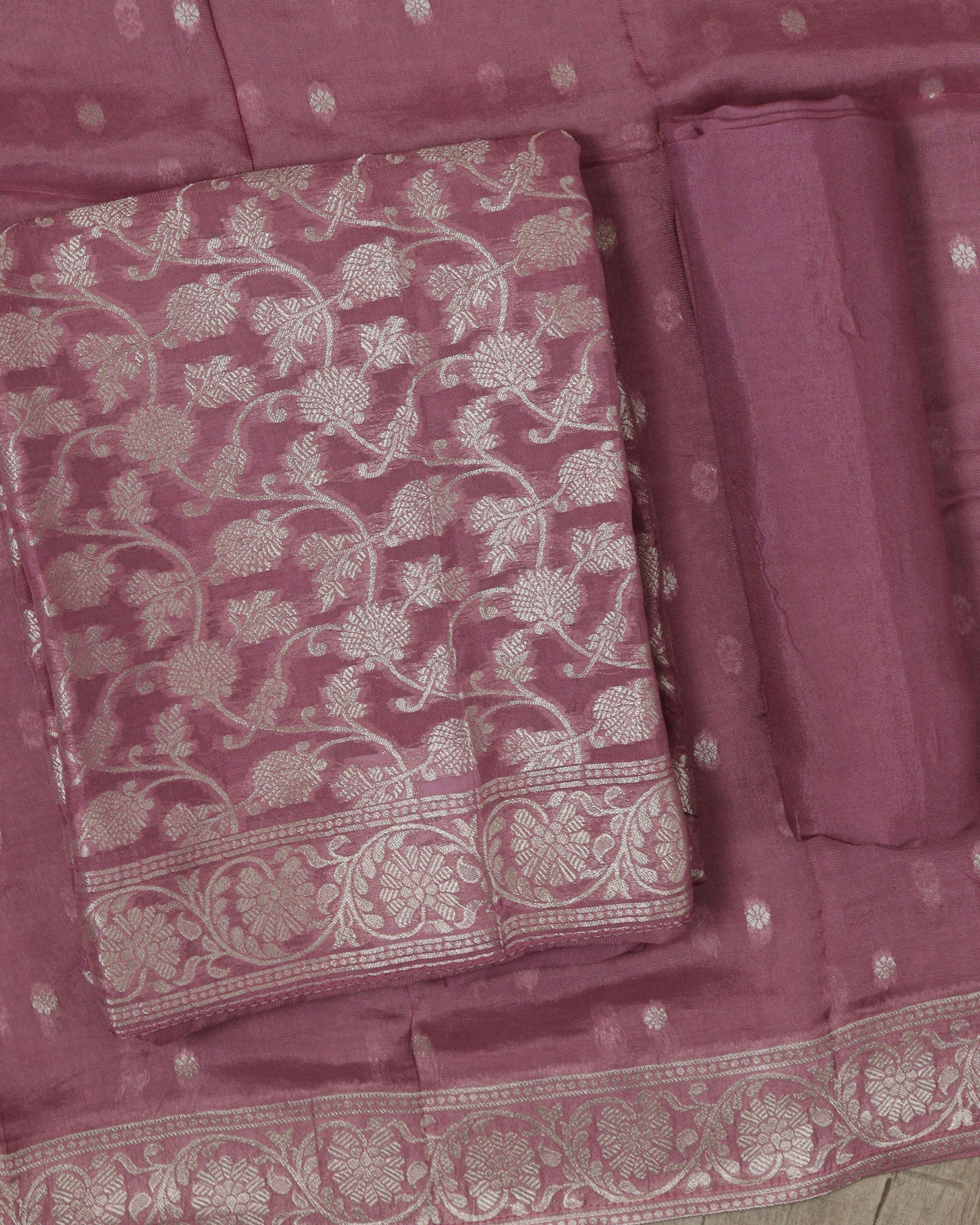 Load image into Gallery viewer, Banarasi Unstitched Suit-5138