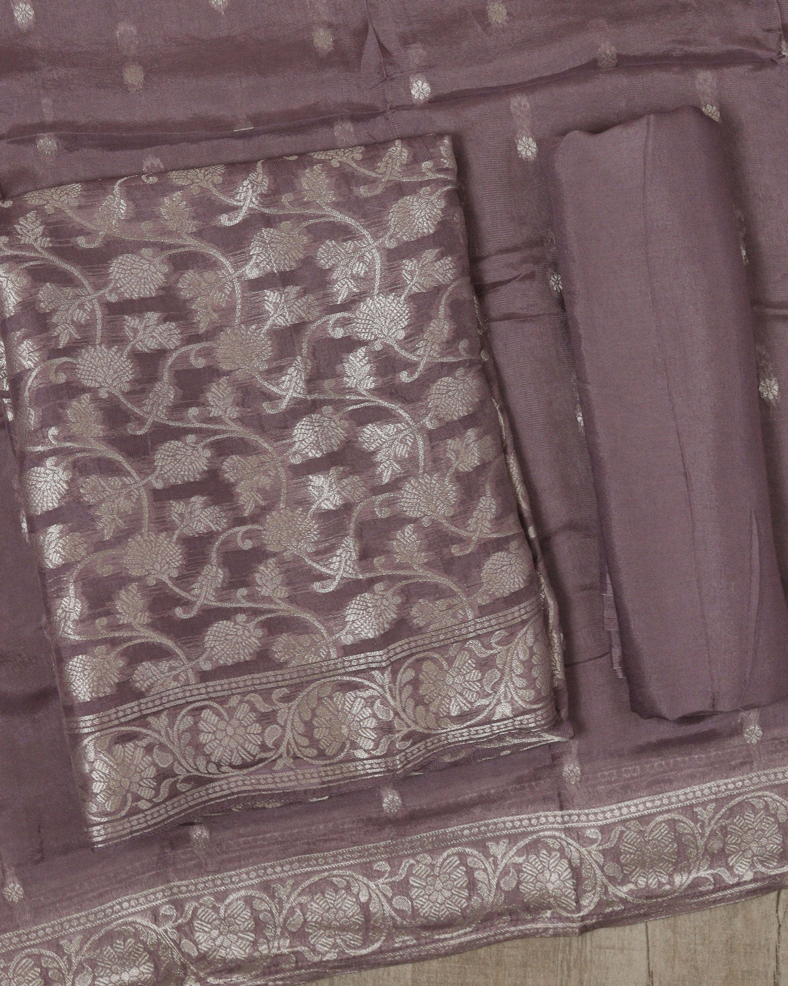 Load image into Gallery viewer, Banarasi Unstitched Suit-5138