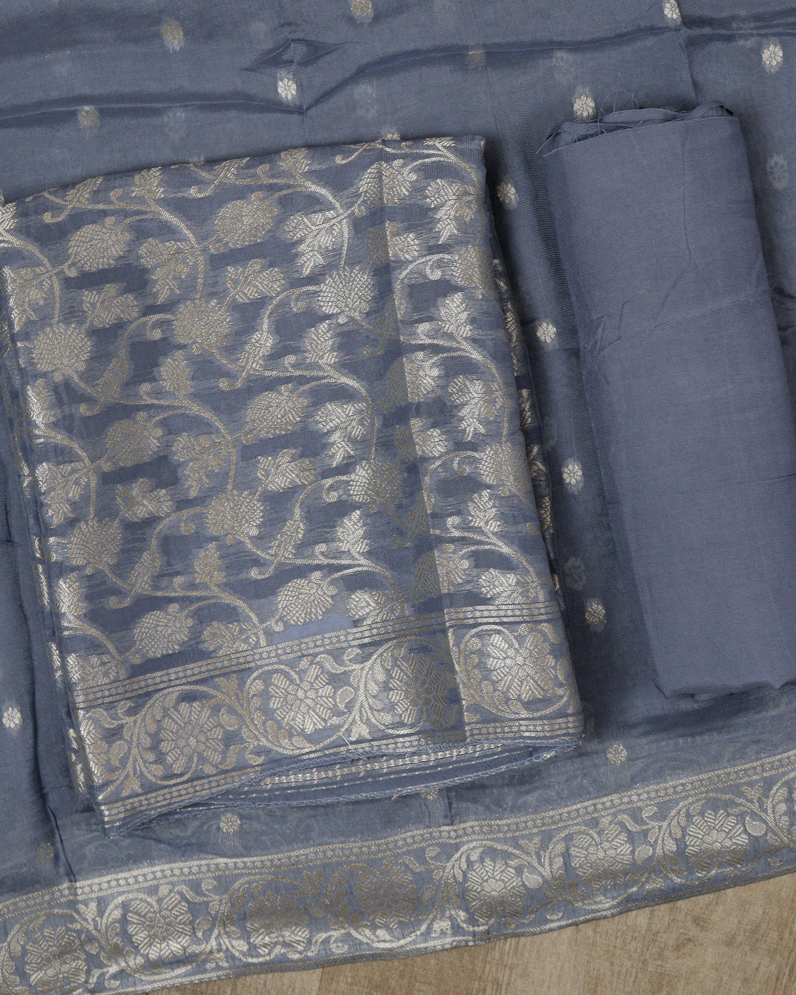 Load image into Gallery viewer, Banarasi Unstitched Suit-5138