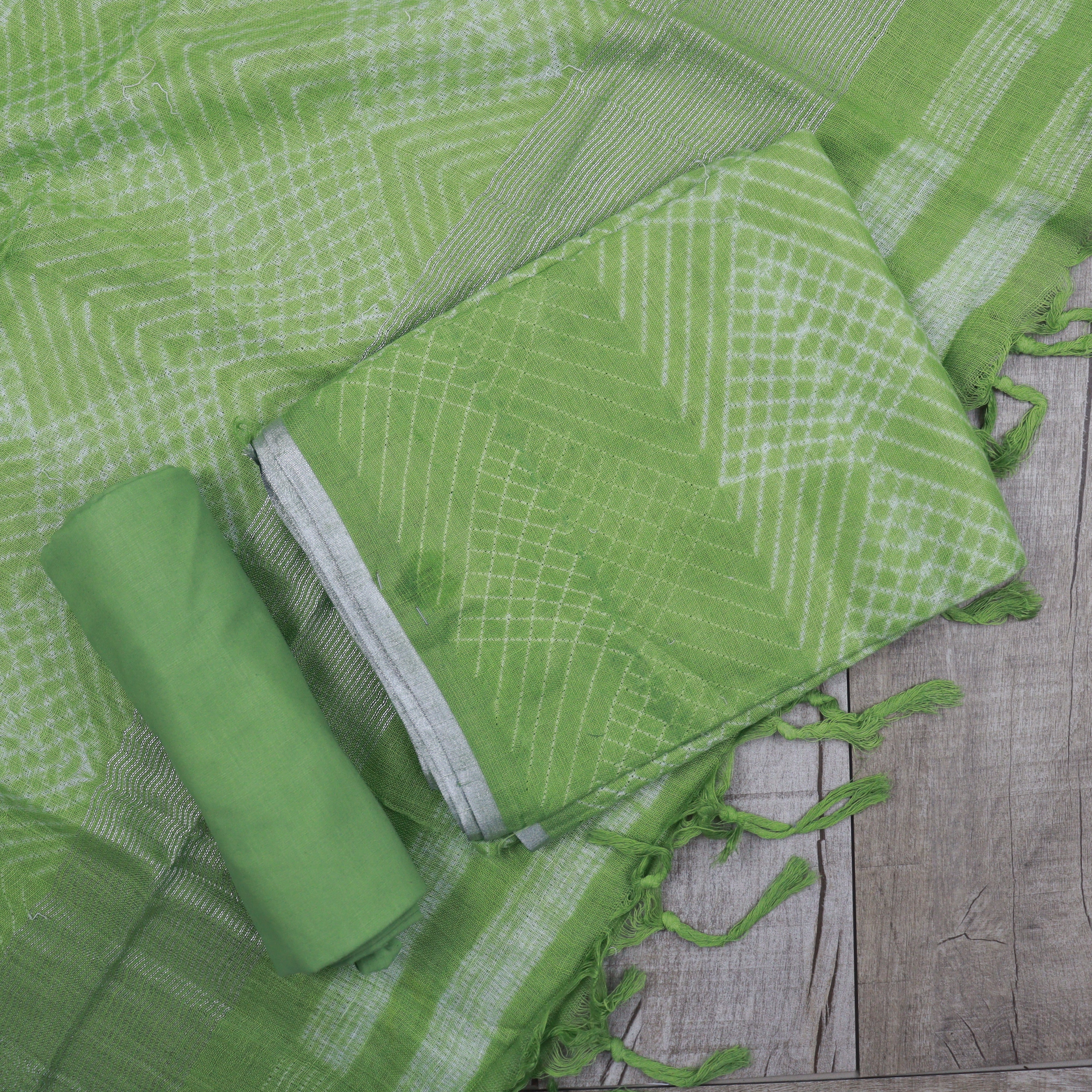 Load image into Gallery viewer, Pure Linen Shibori Unstitched Suit - 3791