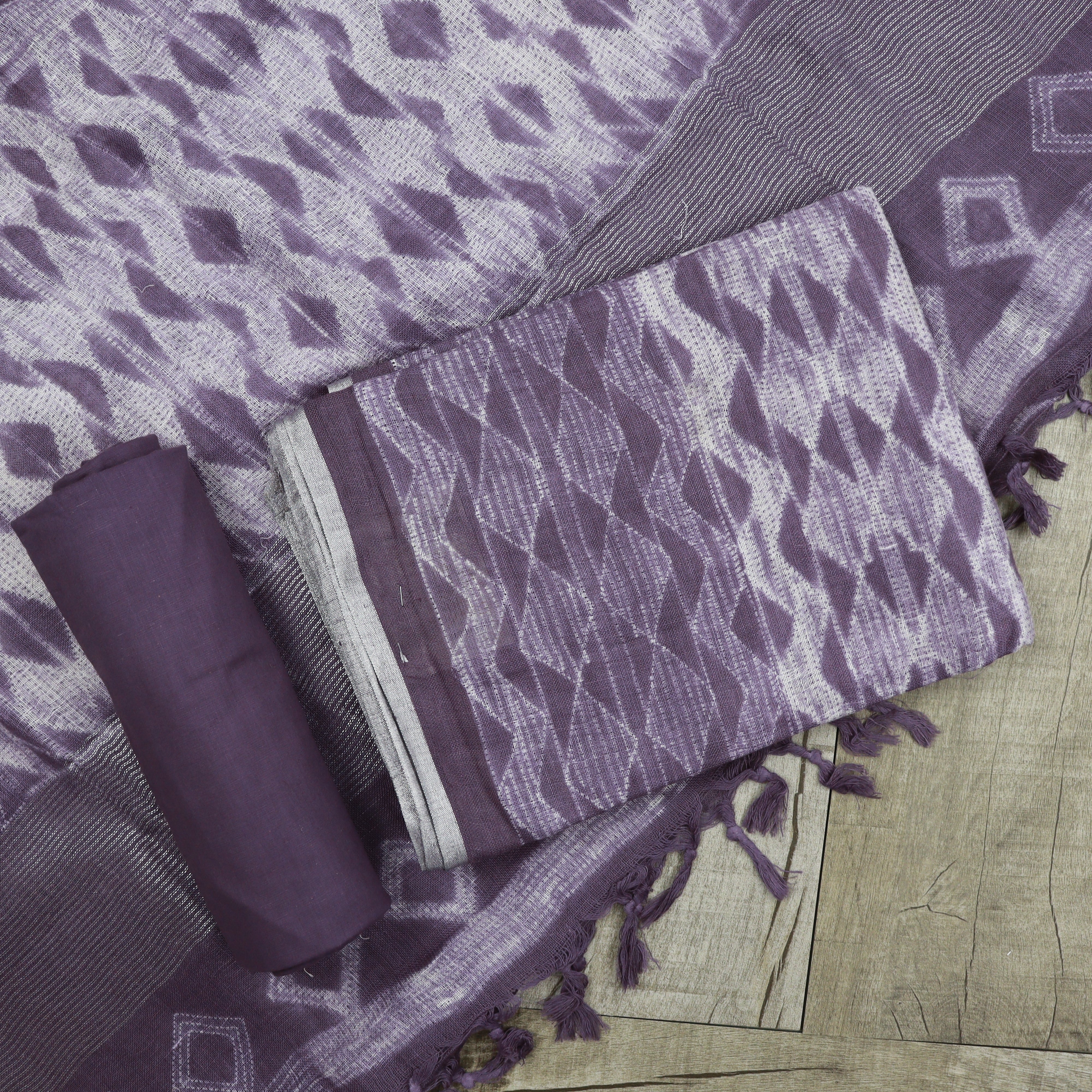 Load image into Gallery viewer, Pure Linen Shibori Unstitched Suit - 3791