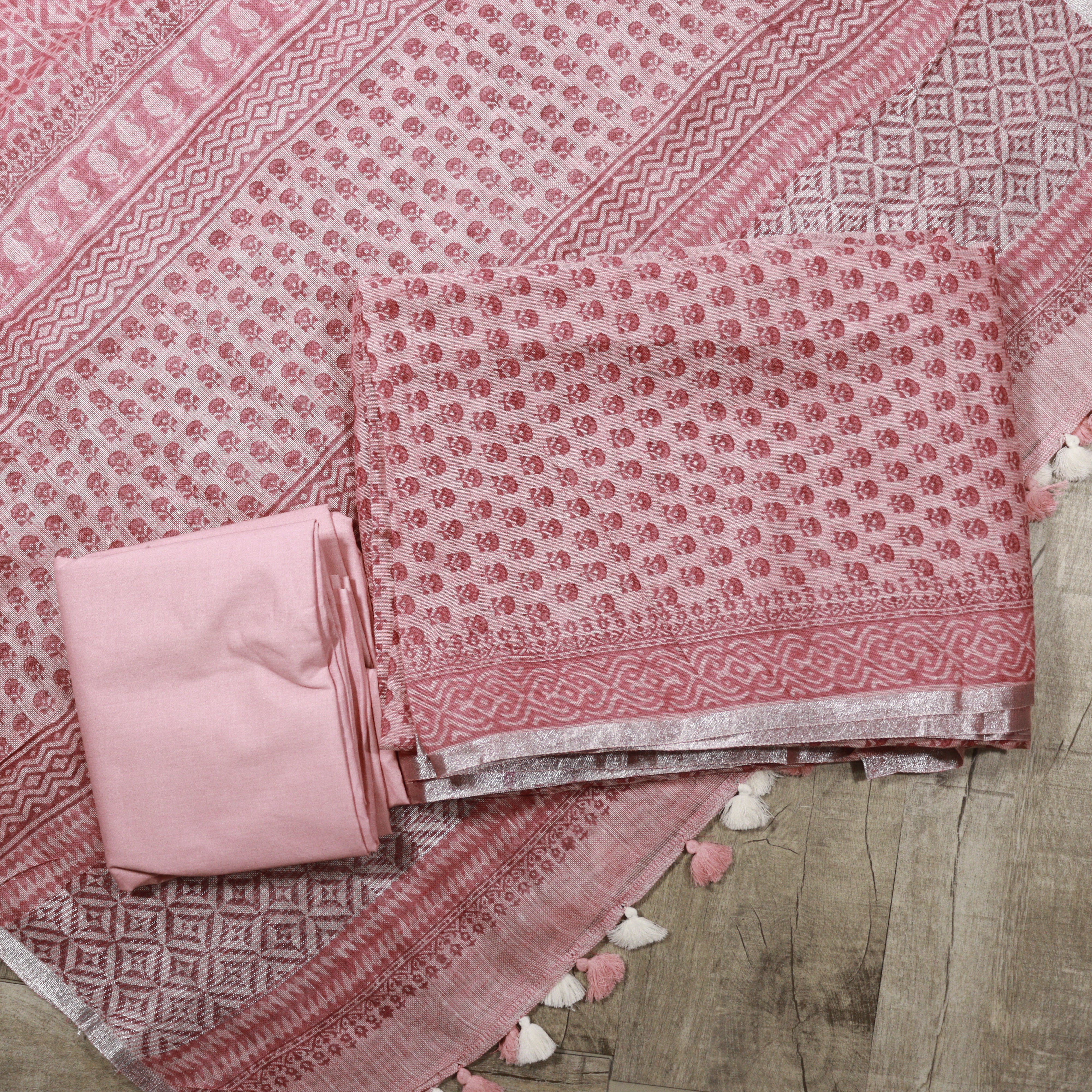 Load image into Gallery viewer, Pure Linen Unstitched Suit - 3791