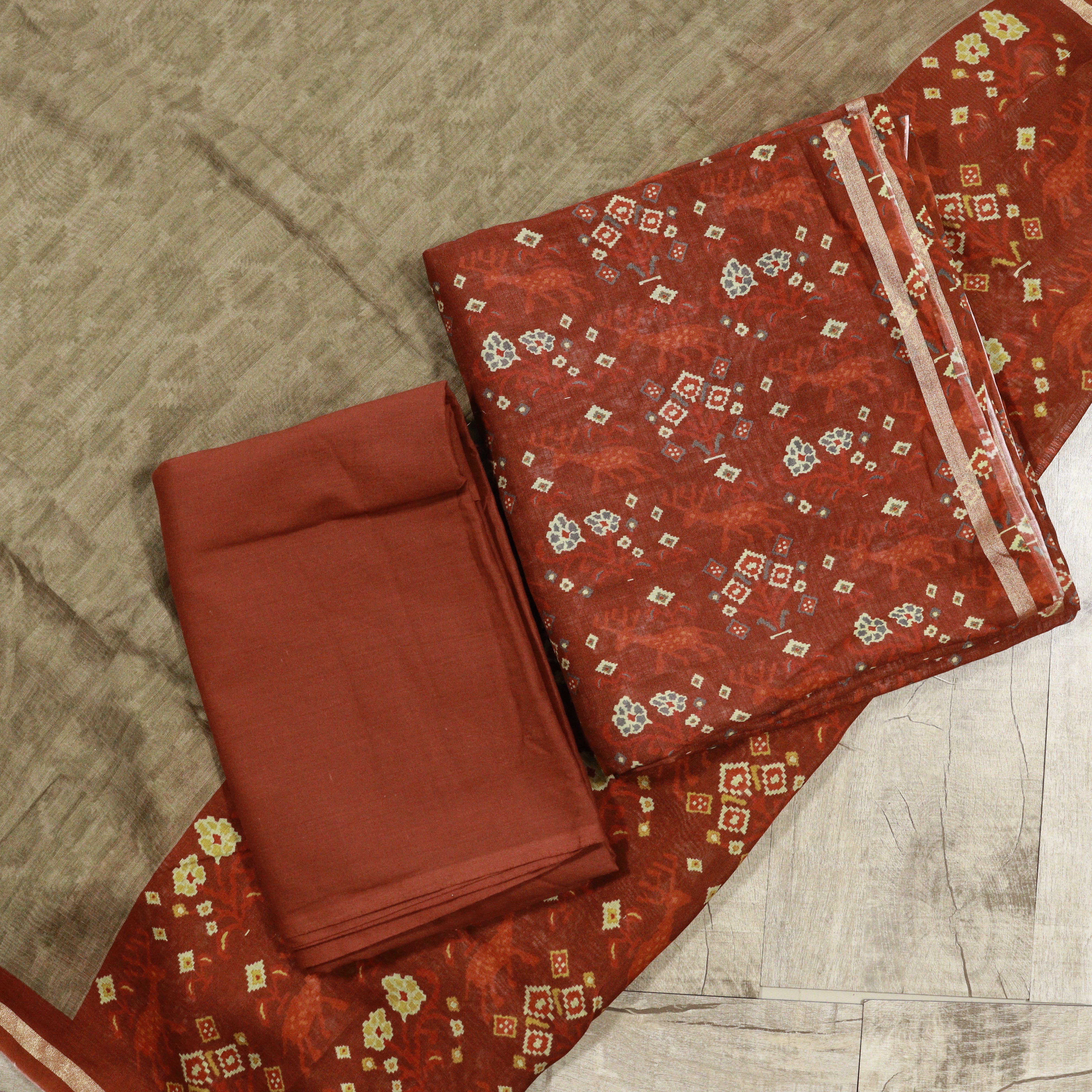 Load image into Gallery viewer, Pure Maheshwari Unstitched Suit - 3782