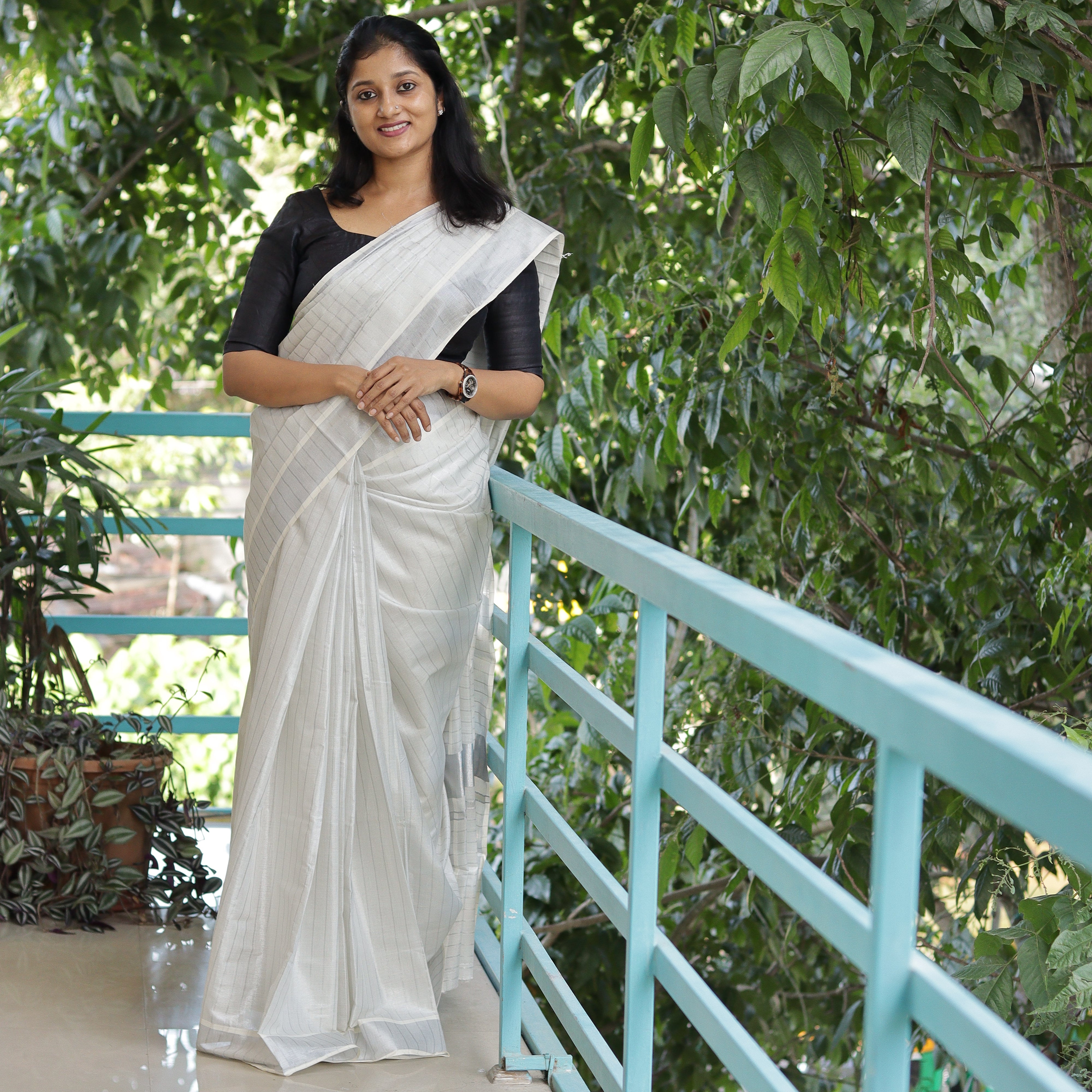 Load image into Gallery viewer, Silver Striped Kerala Saree - 3764