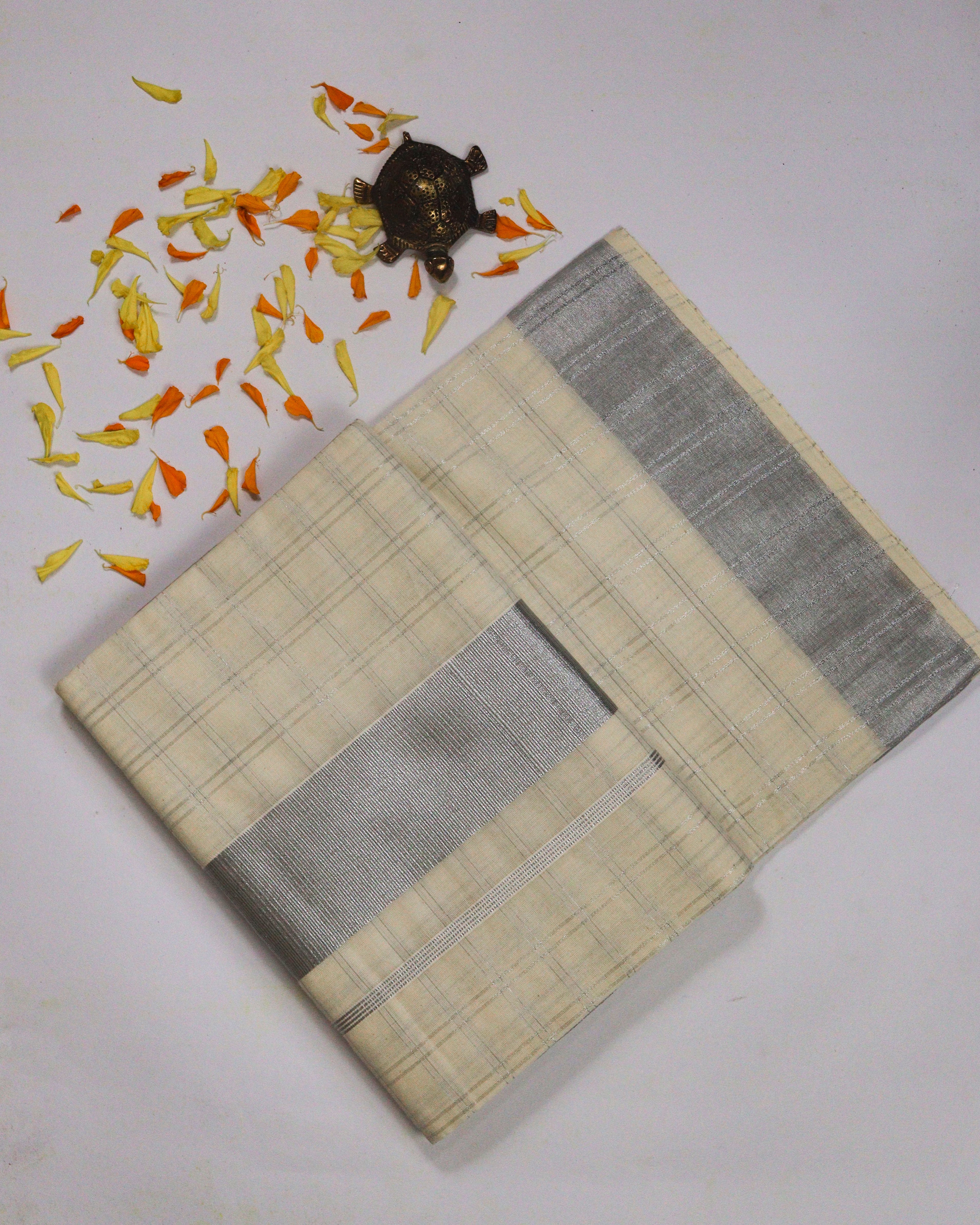 Load image into Gallery viewer, Kerala Checked Saree-5056