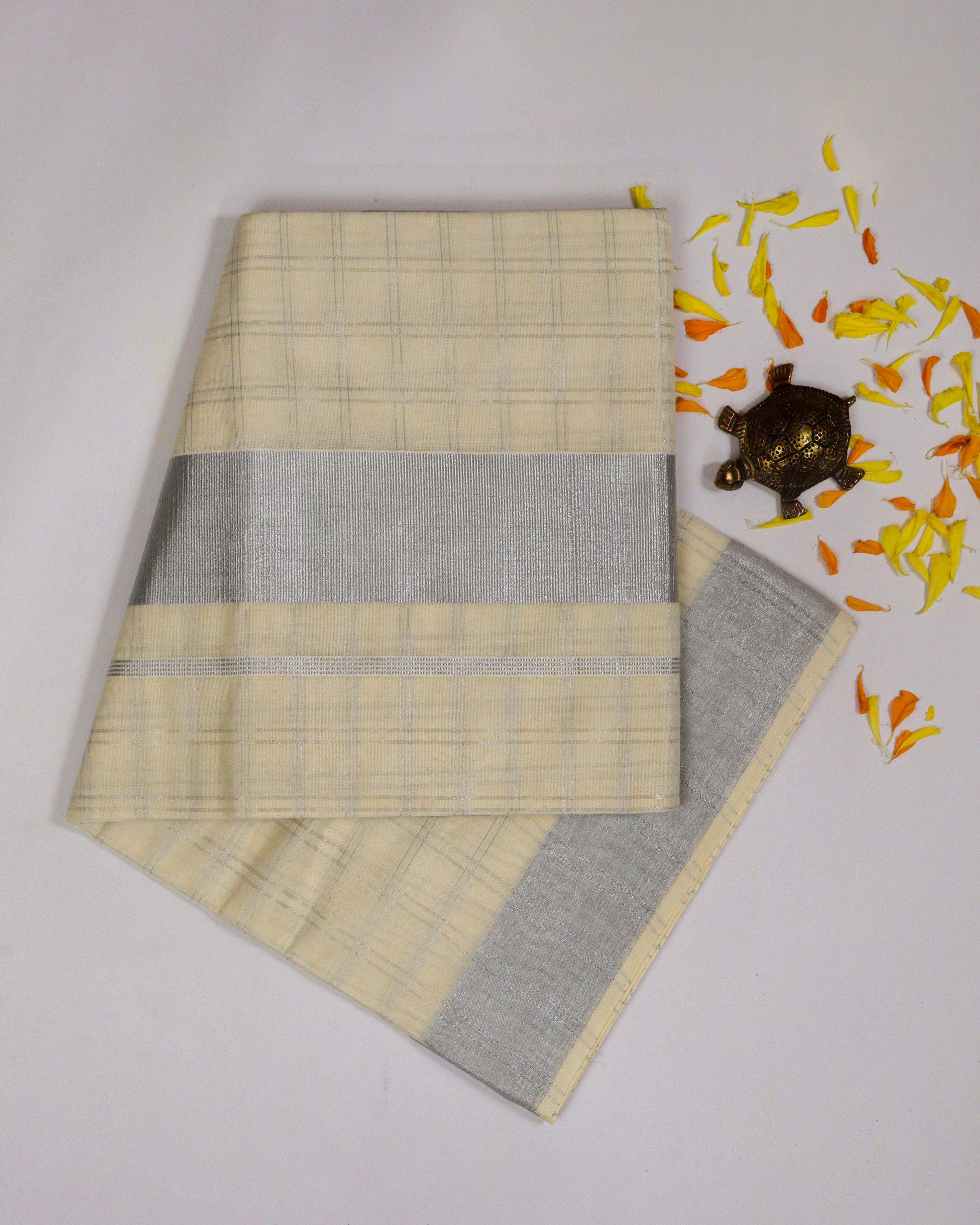 Load image into Gallery viewer, Kerala Checked Saree-5056